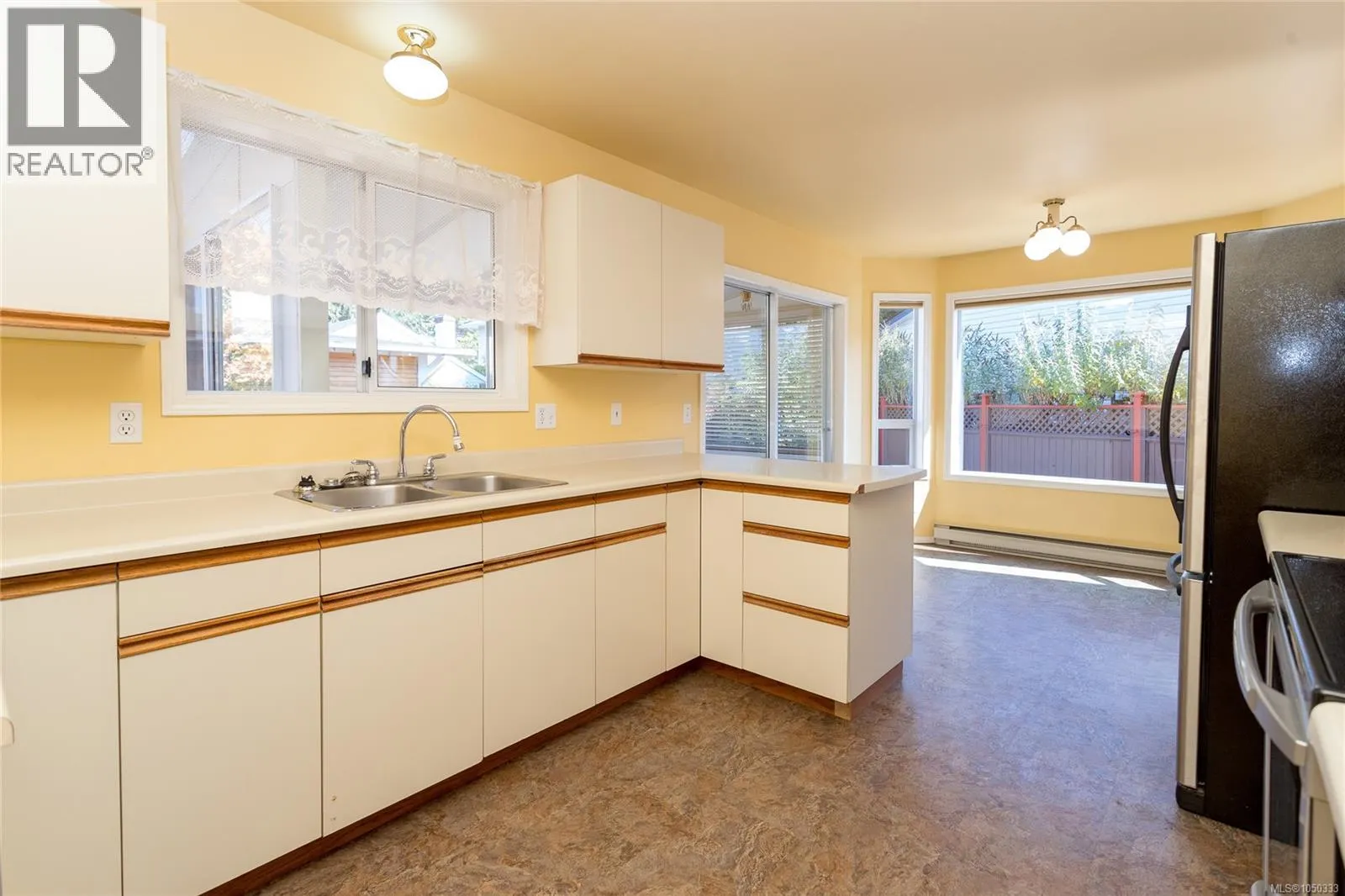 2128 Colinwood Rd