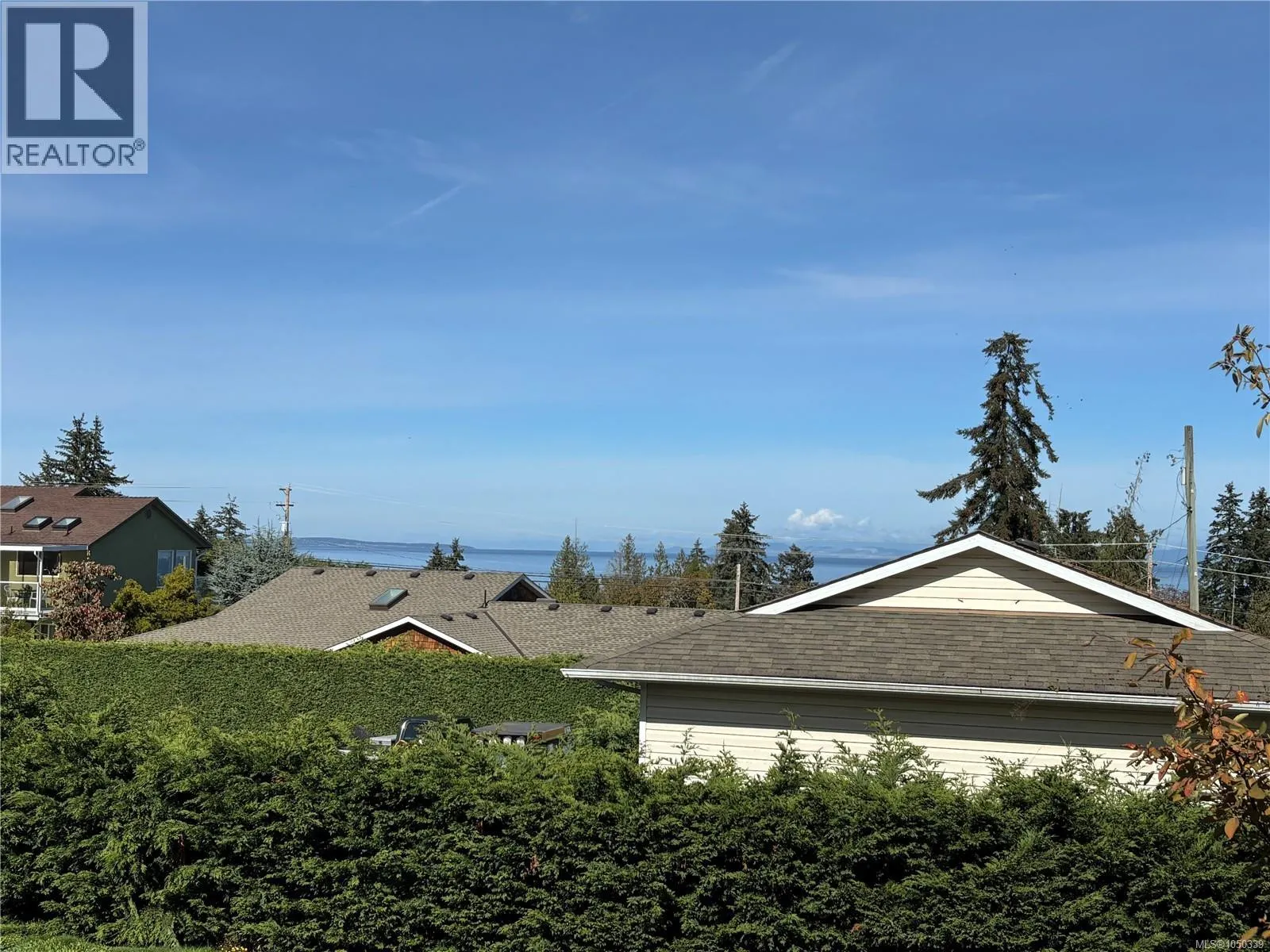4 1225 Centre Rd