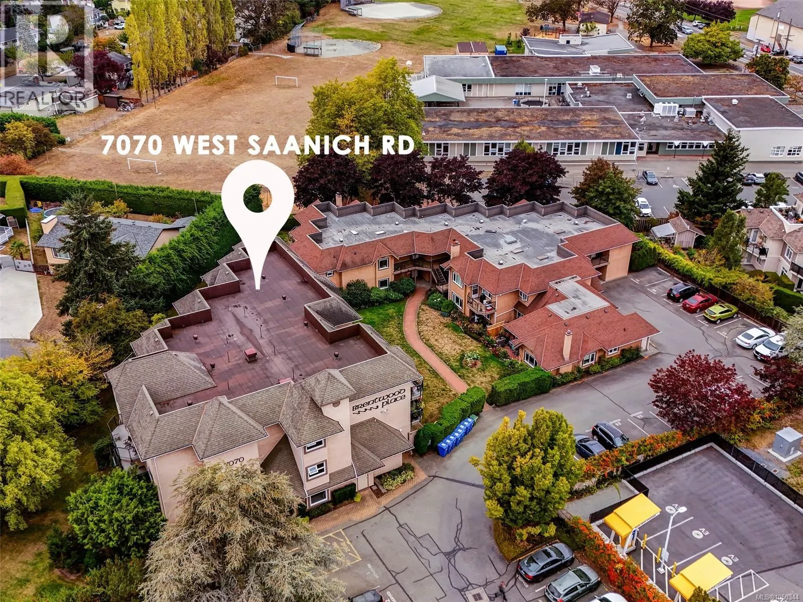 202 7070 West Saanich Rd