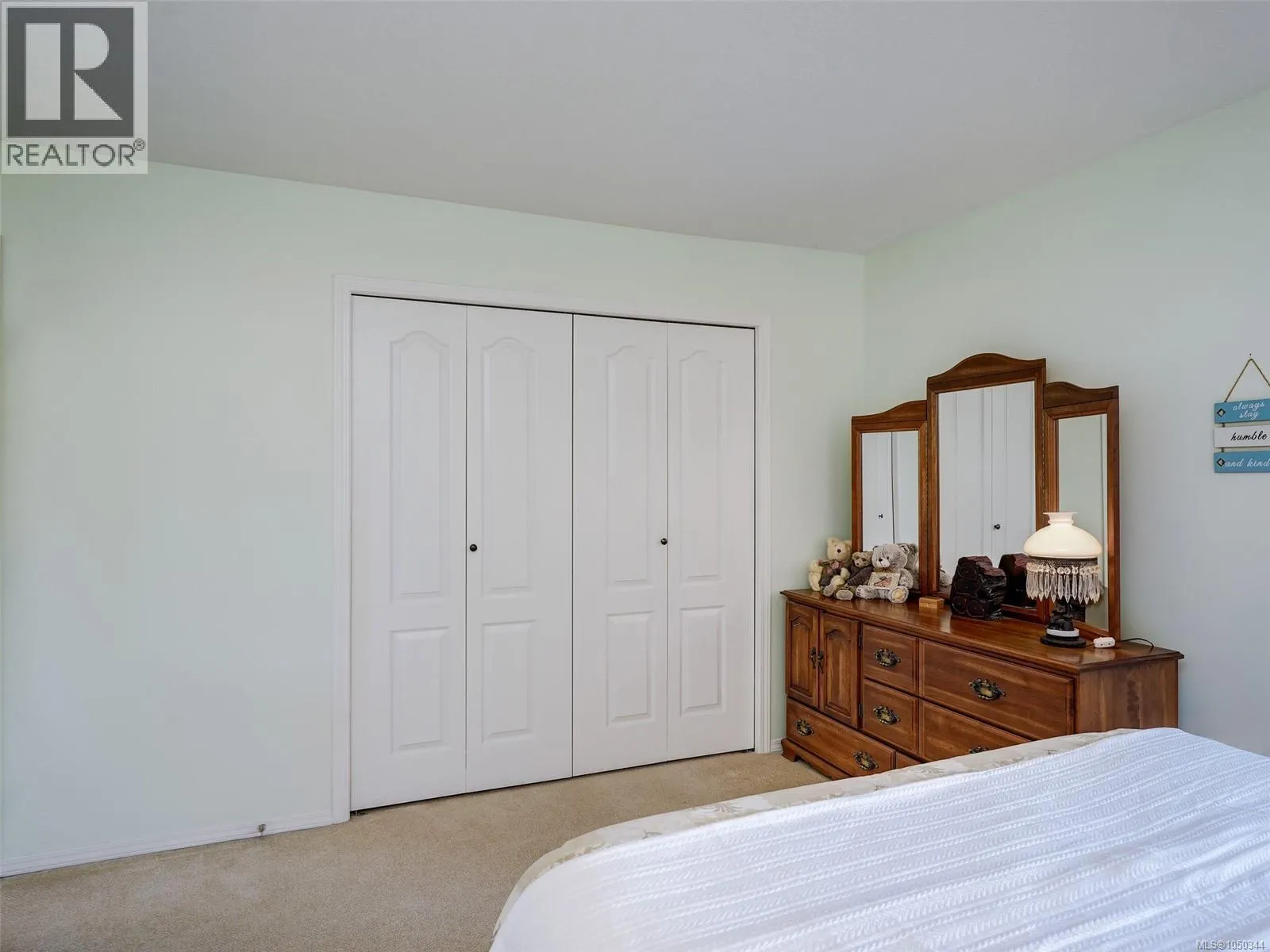 202 7070 West Saanich Rd