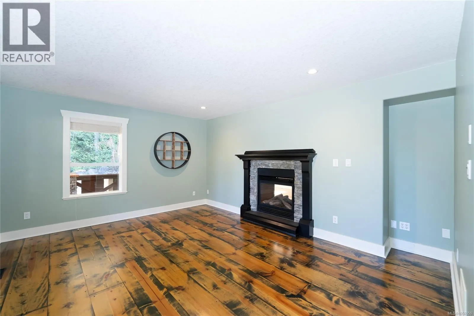 3079 Jameson Rd