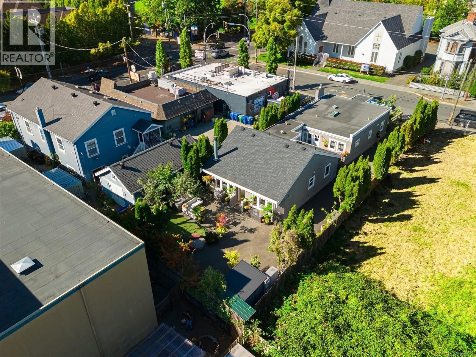 1109 Caledonia Ave