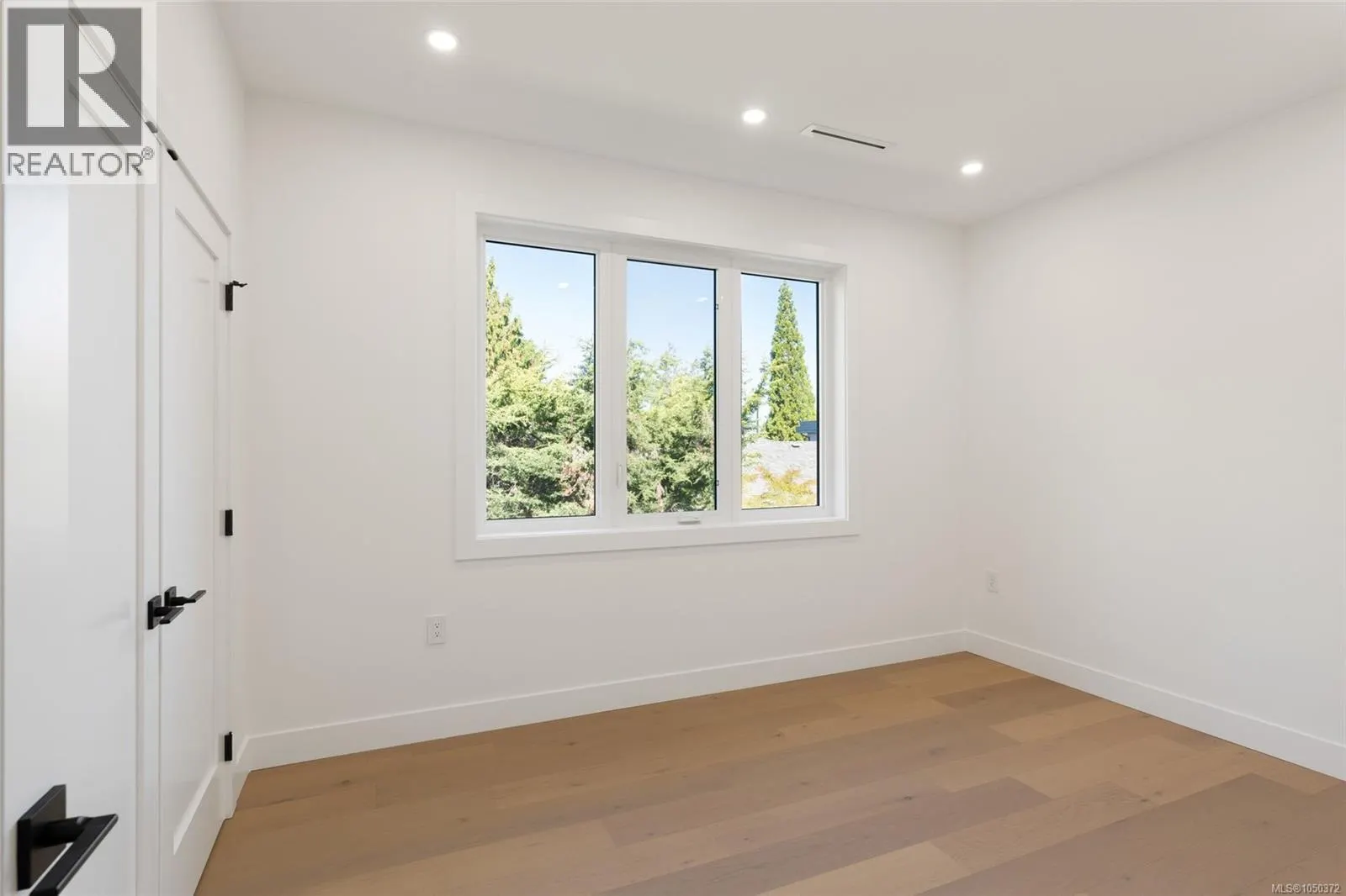 2294 Gail Pl