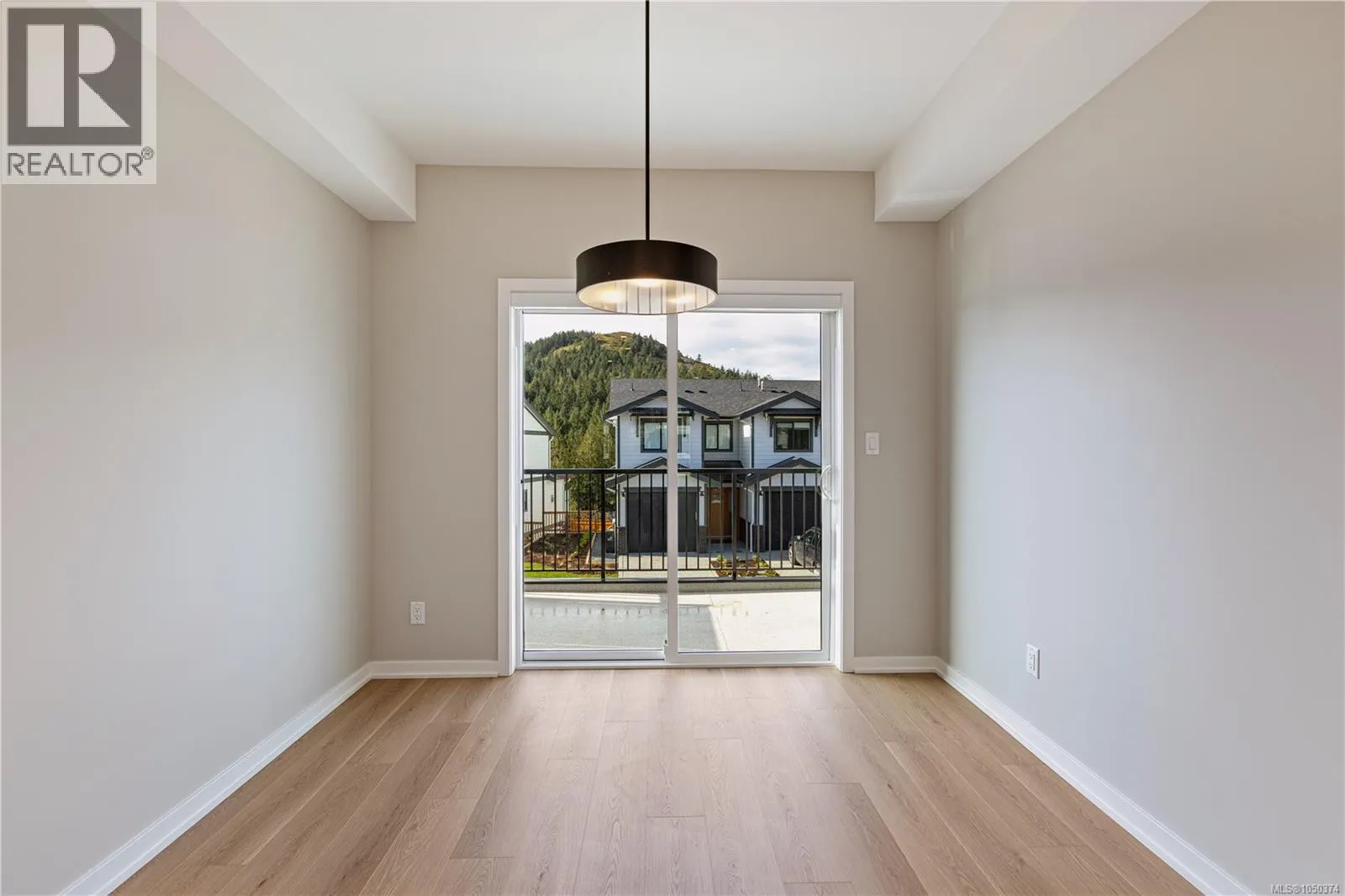 1503 Atlas Dr