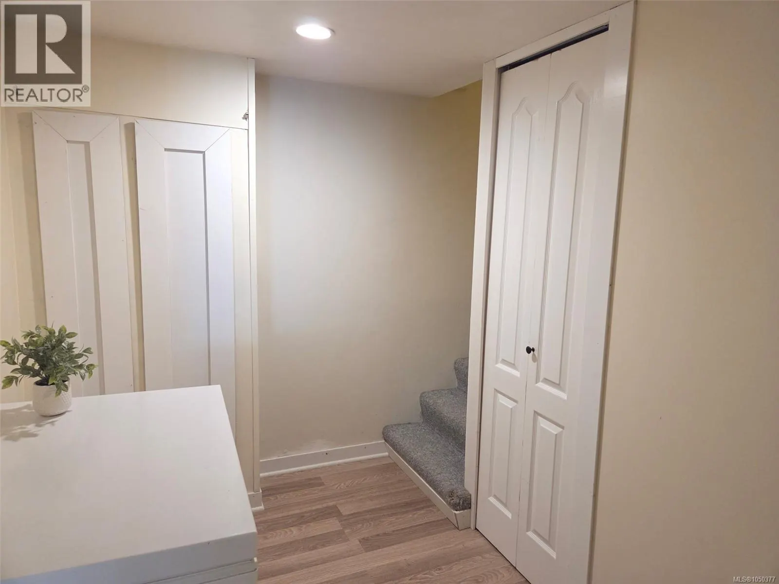 236 Crease Ave
