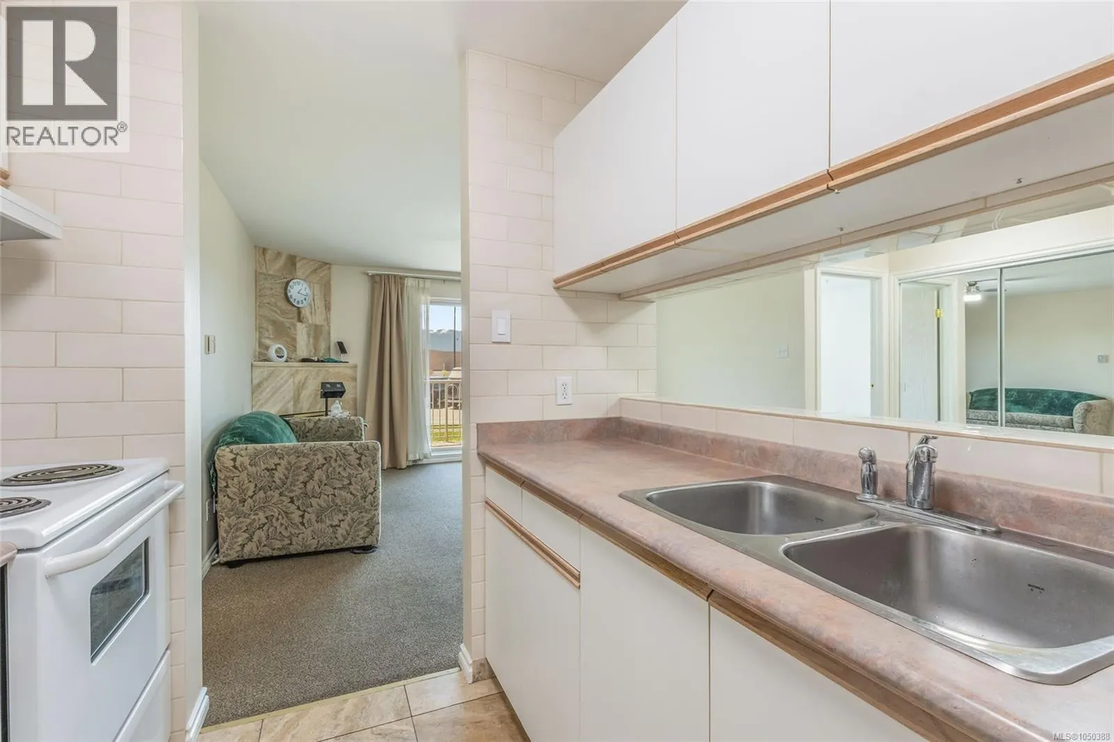 111 4971 Songbird Pl
