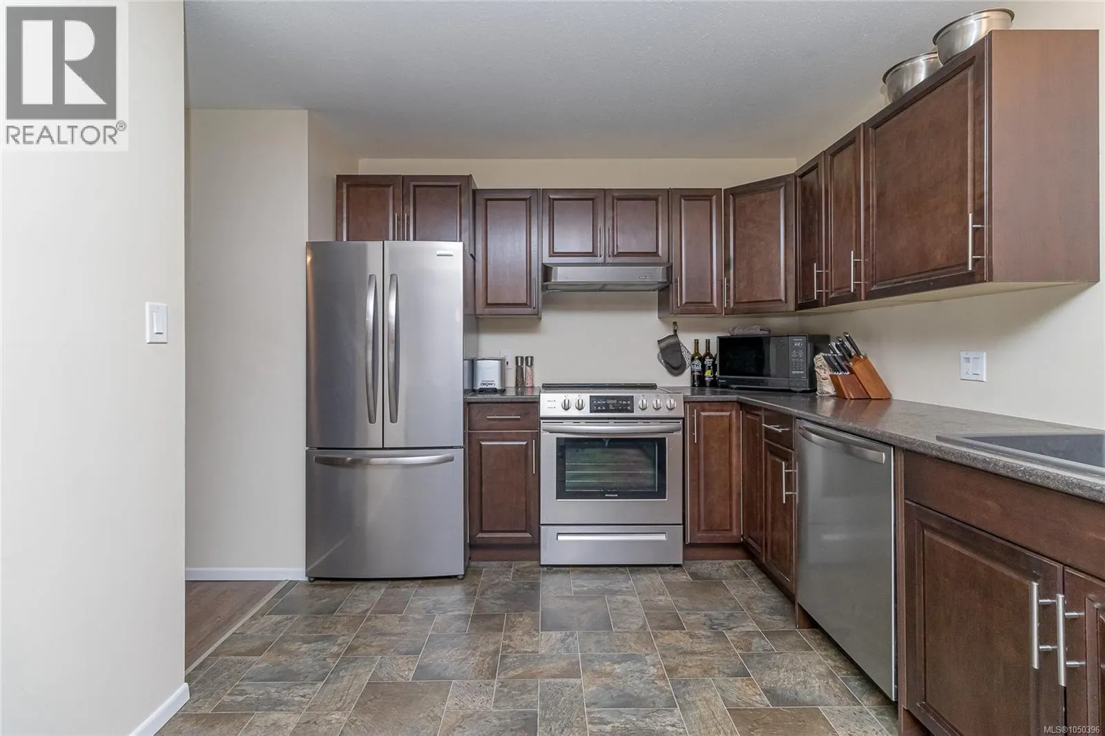209 3185 Barons Rd
