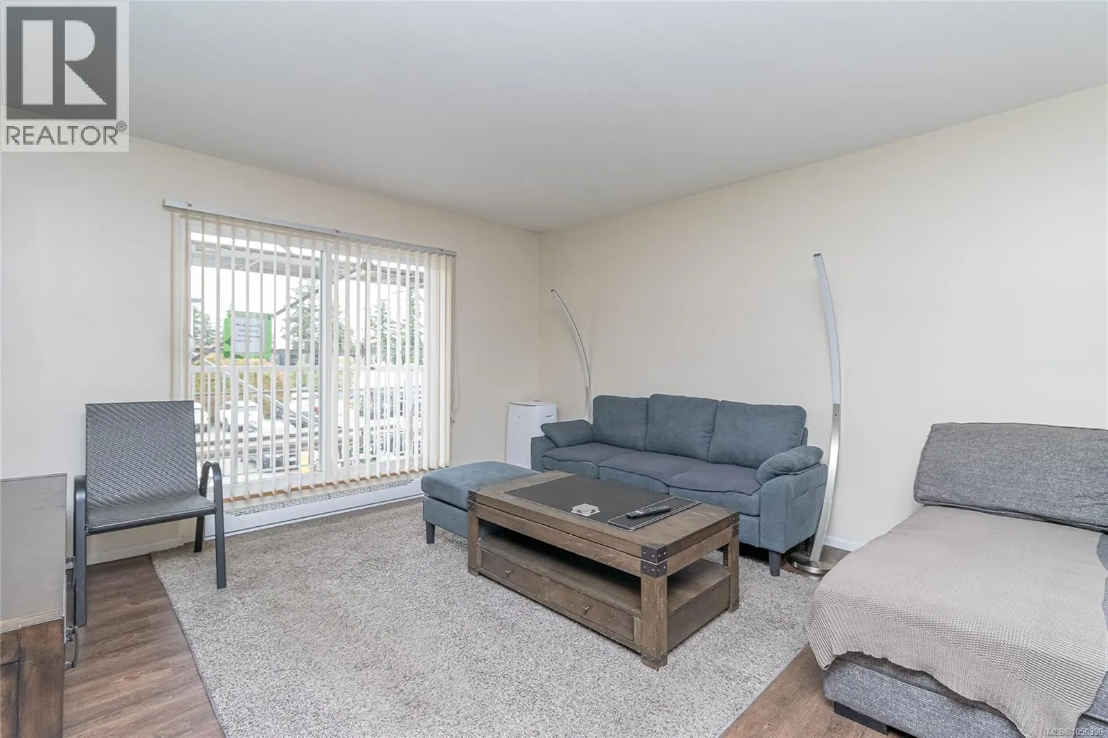 209 3185 Barons Rd