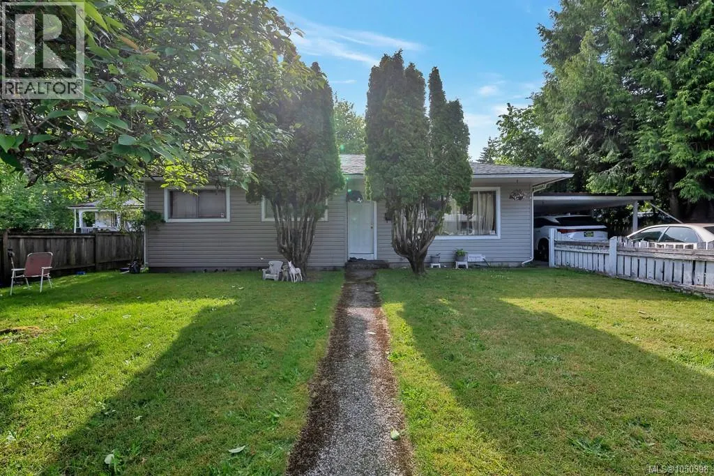 311 Holly Ave