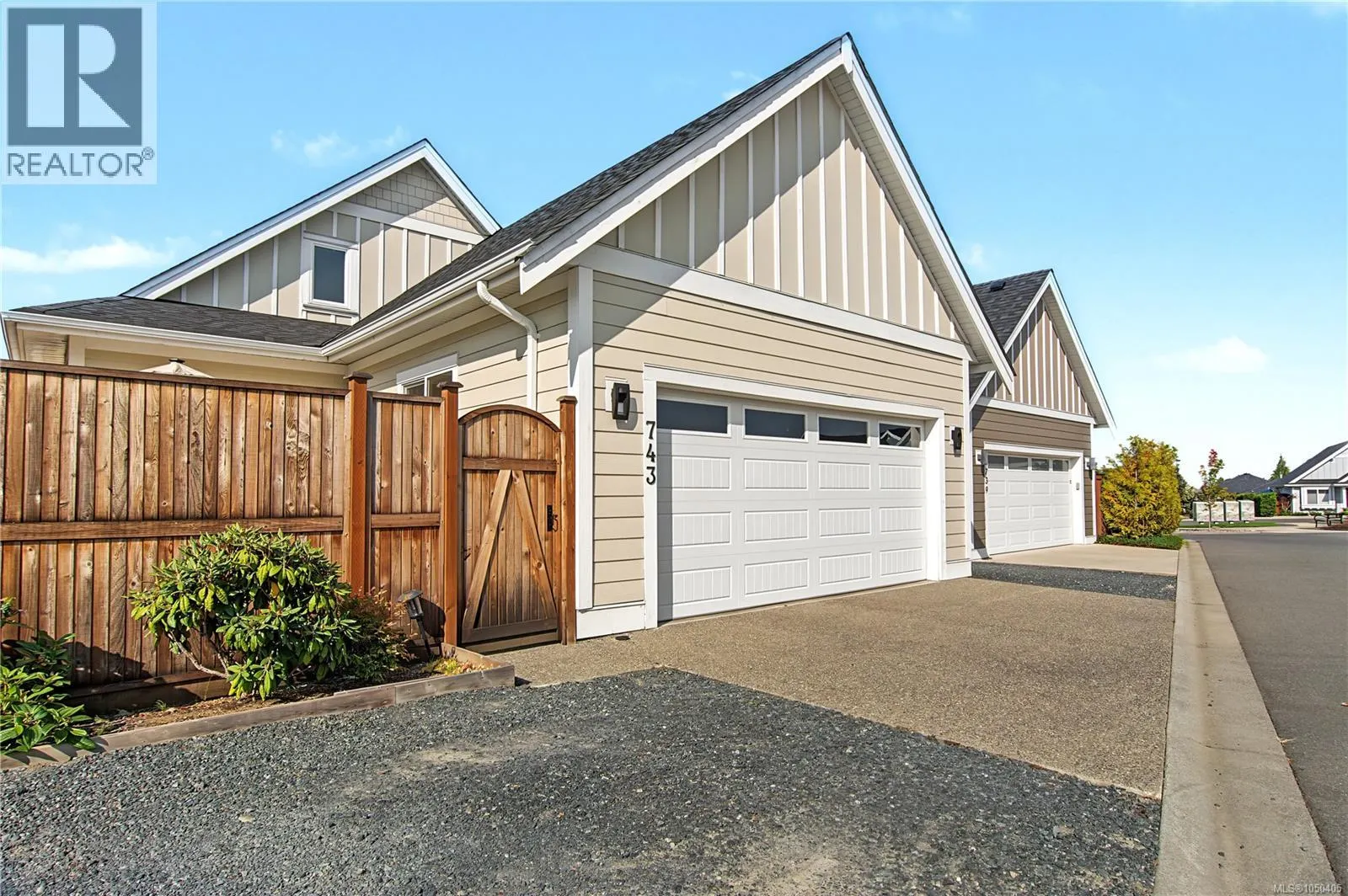743 Briarwood Dr SW