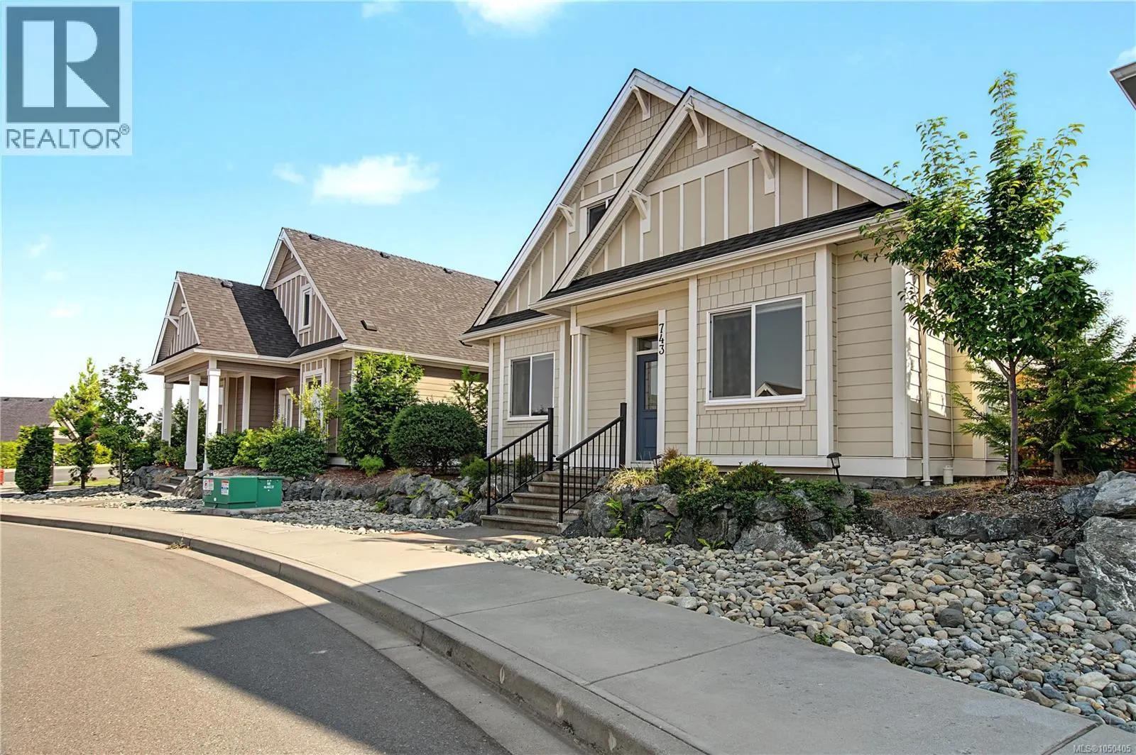 743 Briarwood Dr SW
