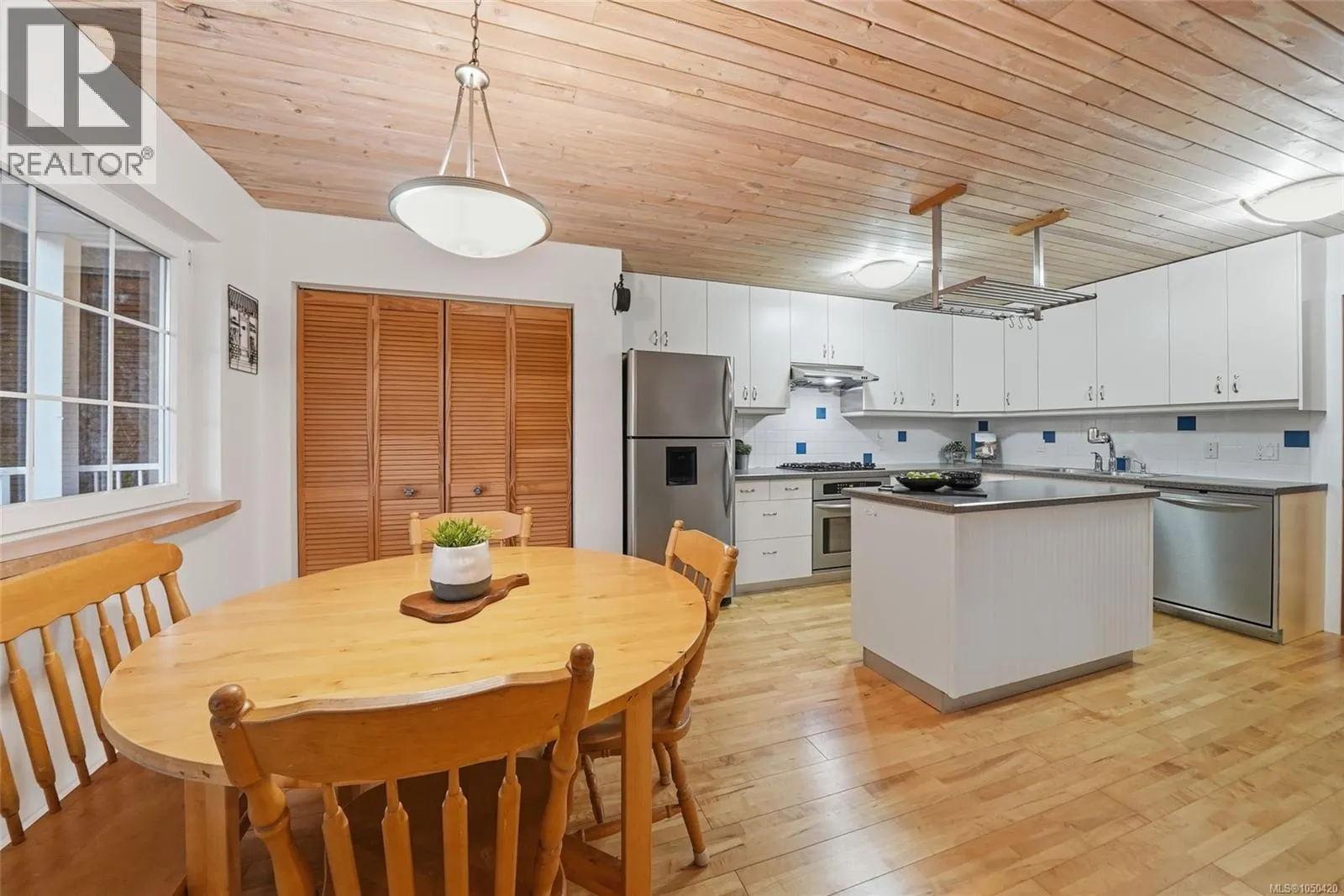 1973 Harlequin Cres