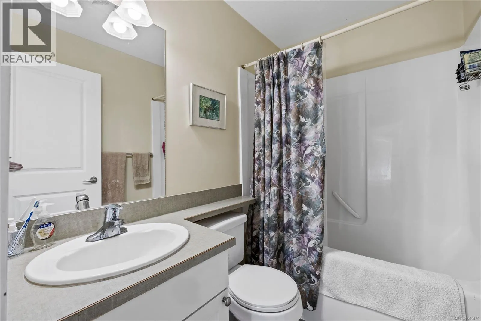 160 Meridian Way