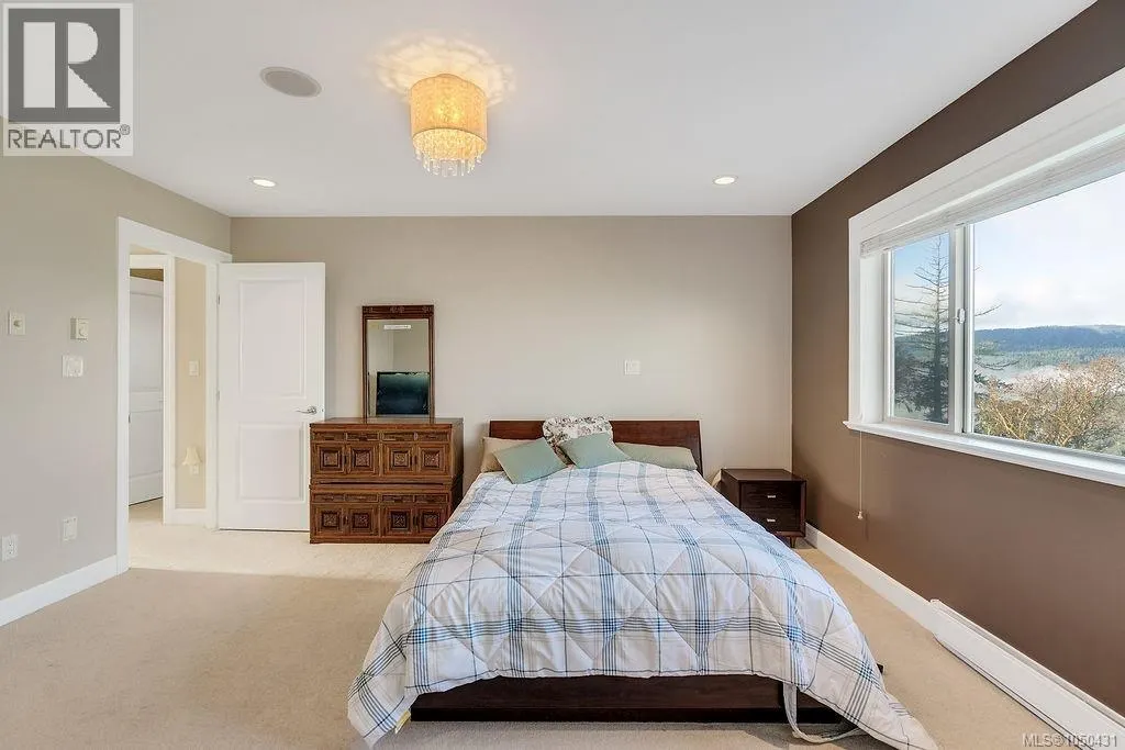 110 1177 Deerview Pl