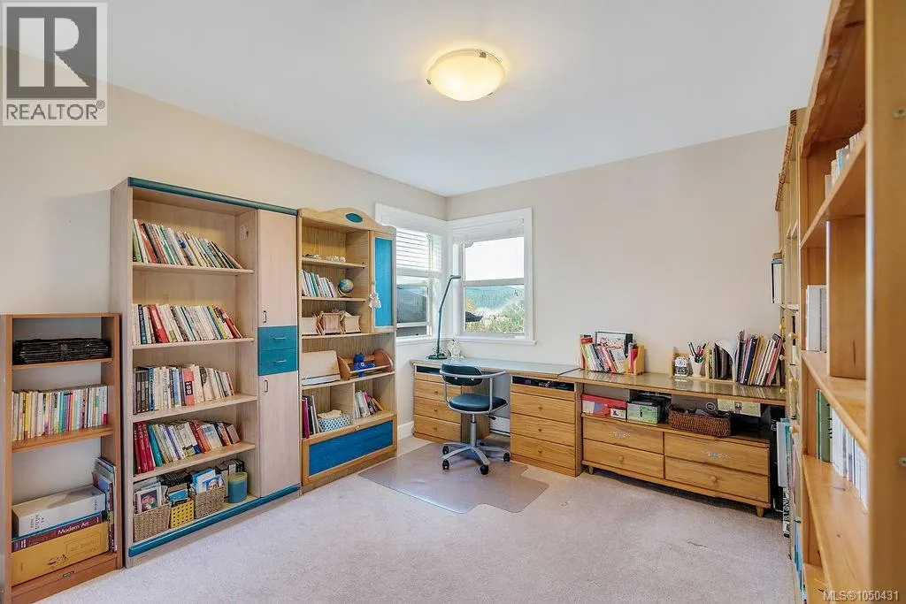 110 1177 Deerview Pl
