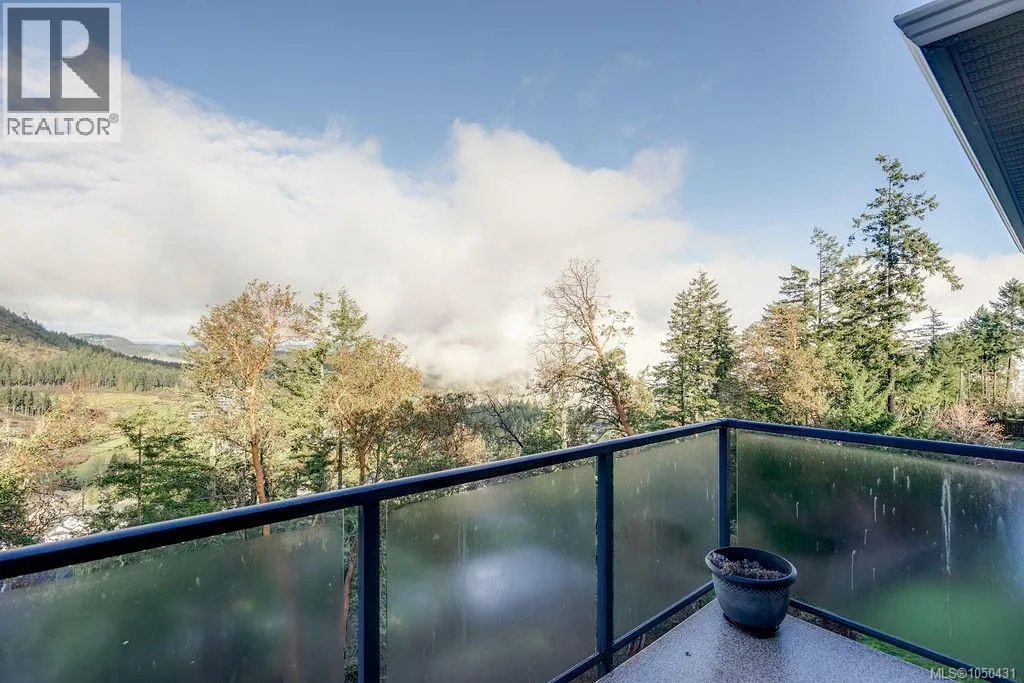 110 1177 Deerview Pl
