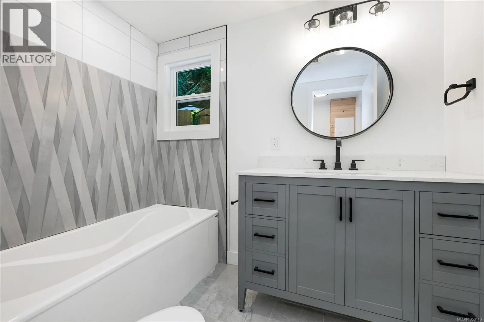 124 2500 Florence Lake Rd