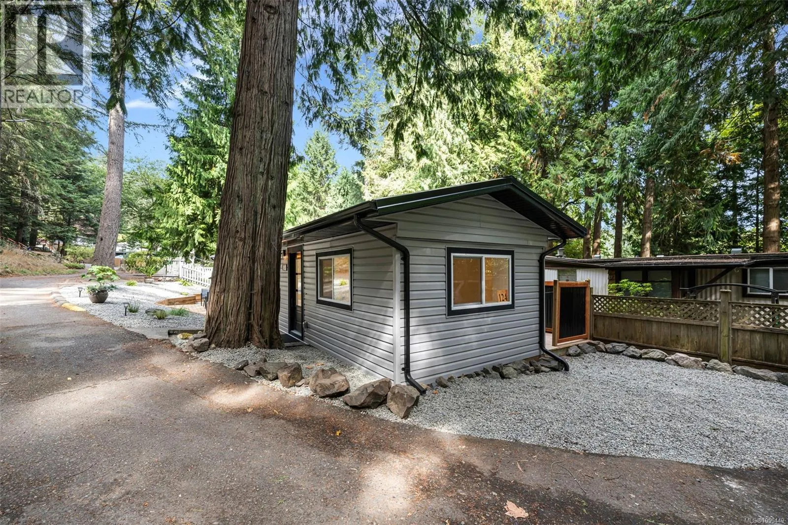 124 2500 Florence Lake Rd