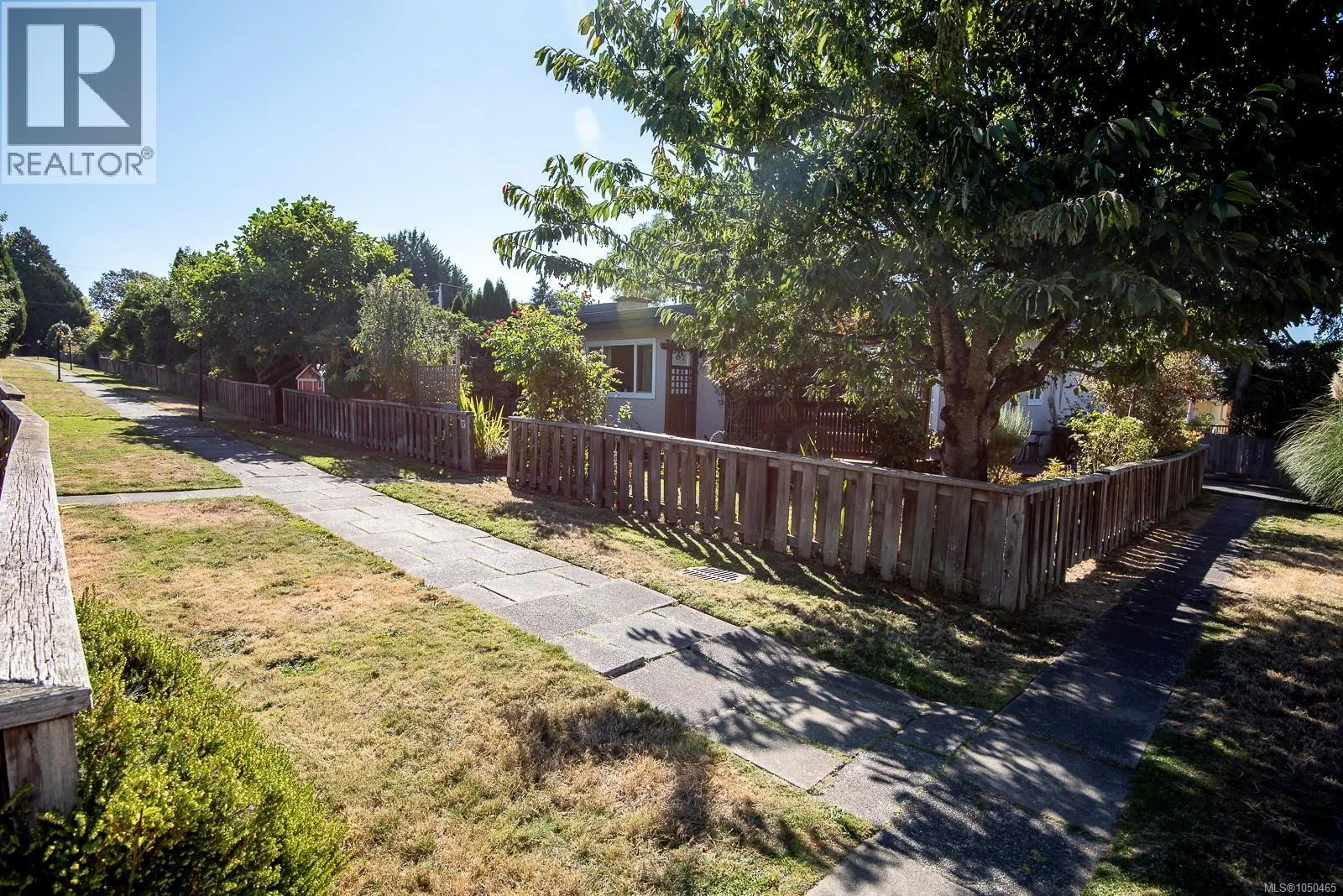 13 3060 Harriet Rd