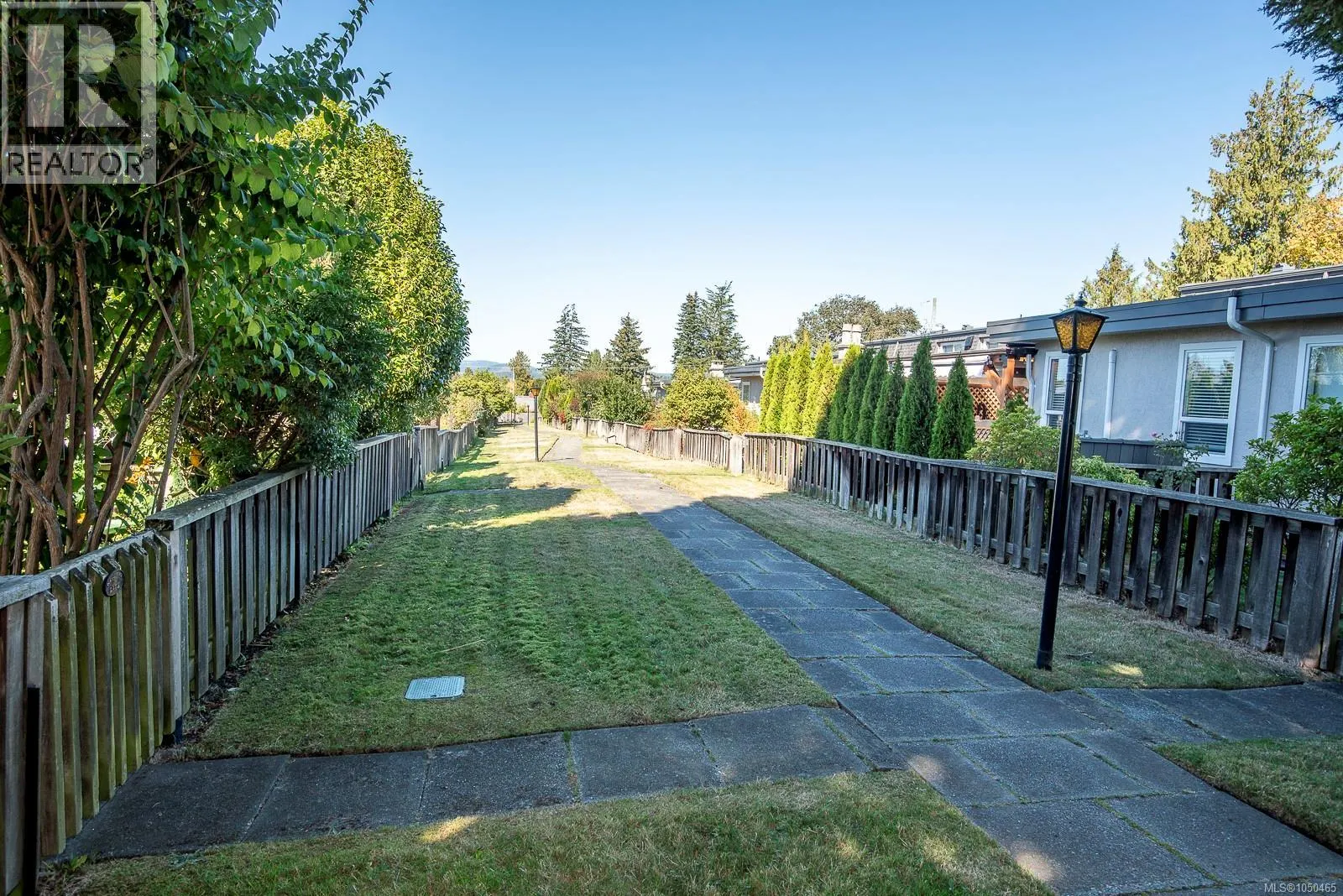 13 3060 Harriet Rd