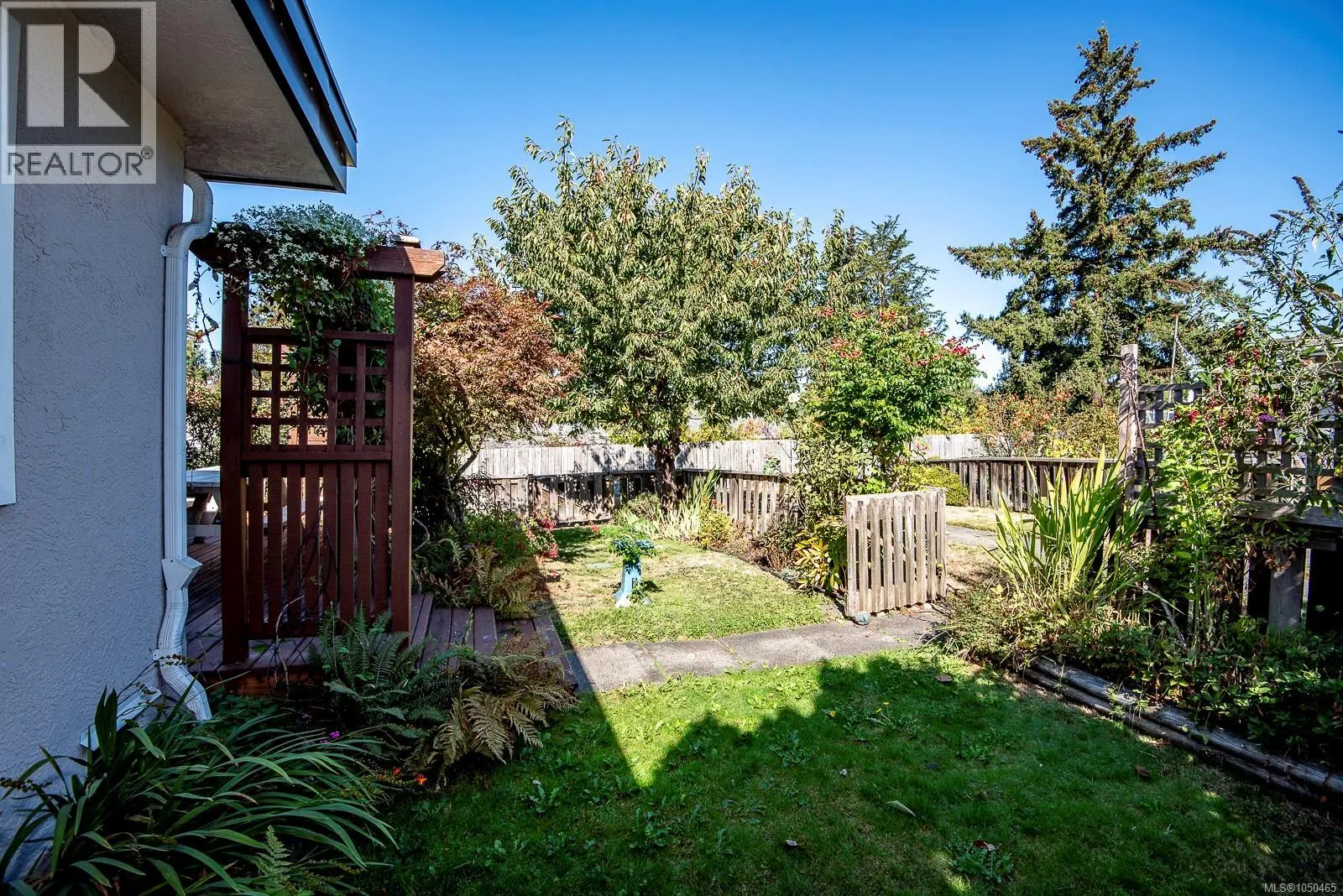 13 3060 Harriet Rd