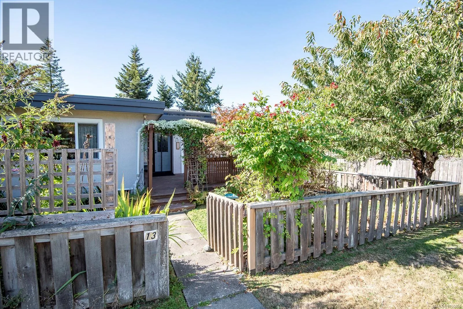 13 3060 Harriet Rd