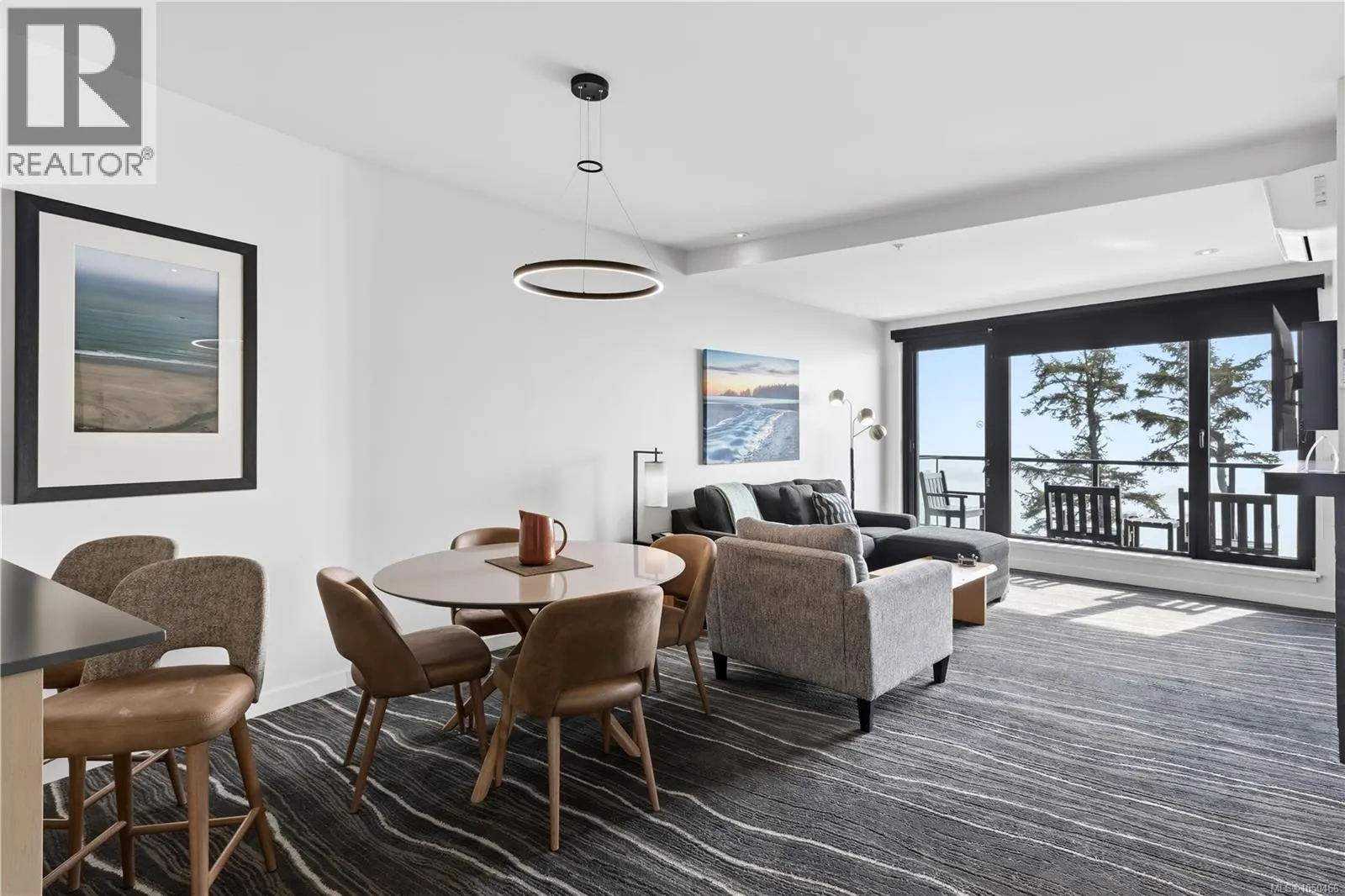 315 596 Marine Dr