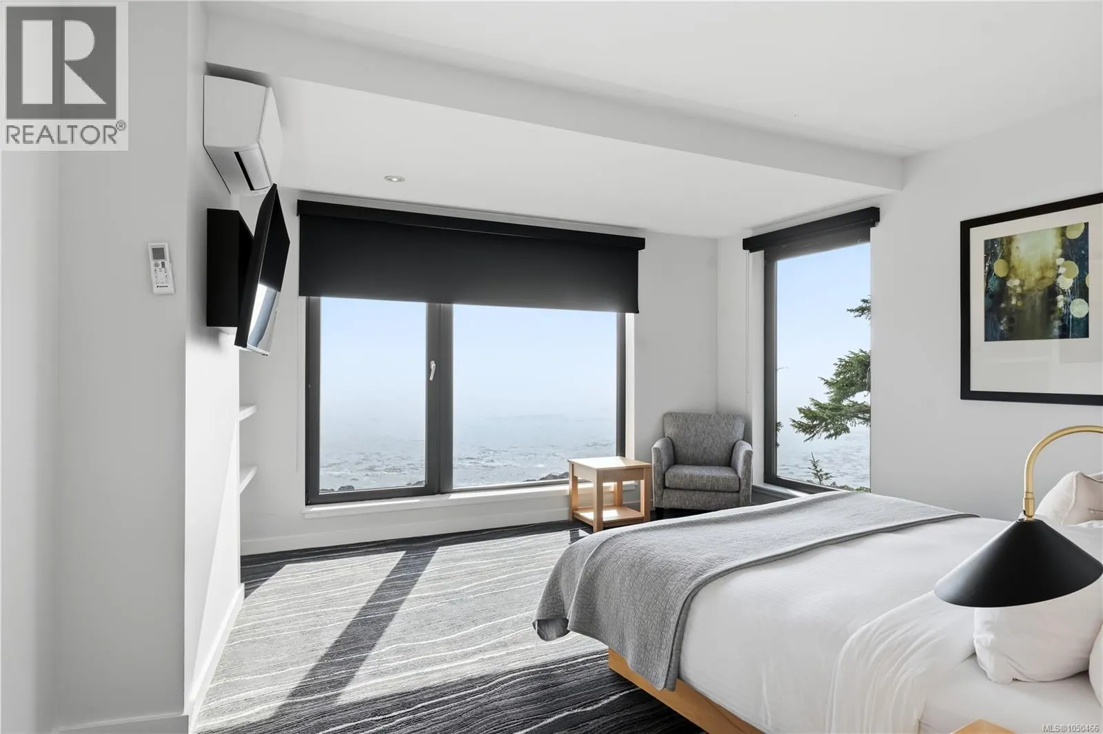 315 596 Marine Dr