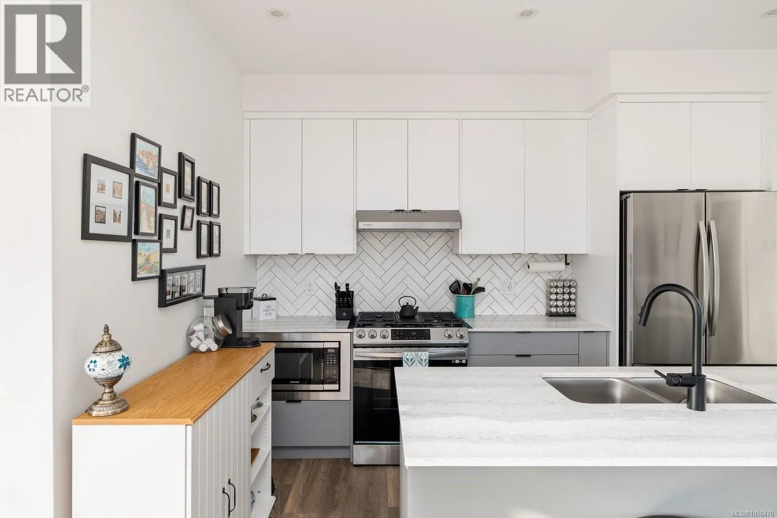 402 1110 Samar Cres