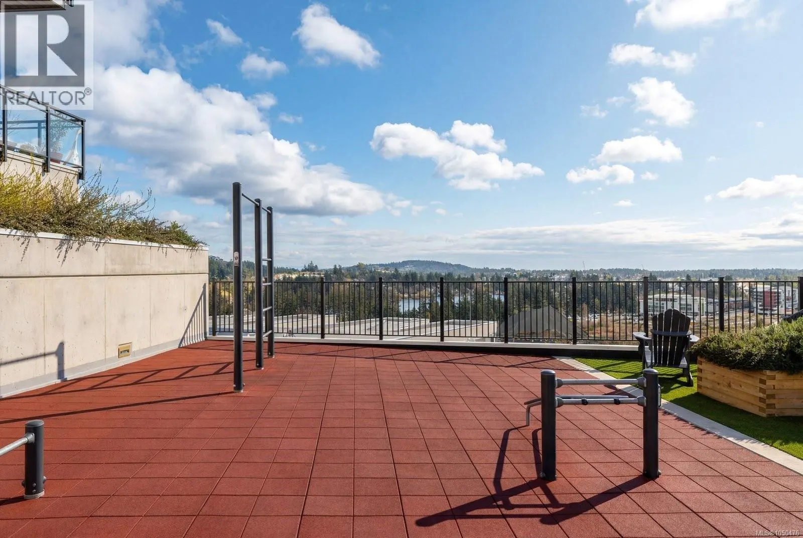 402 1110 Samar Cres