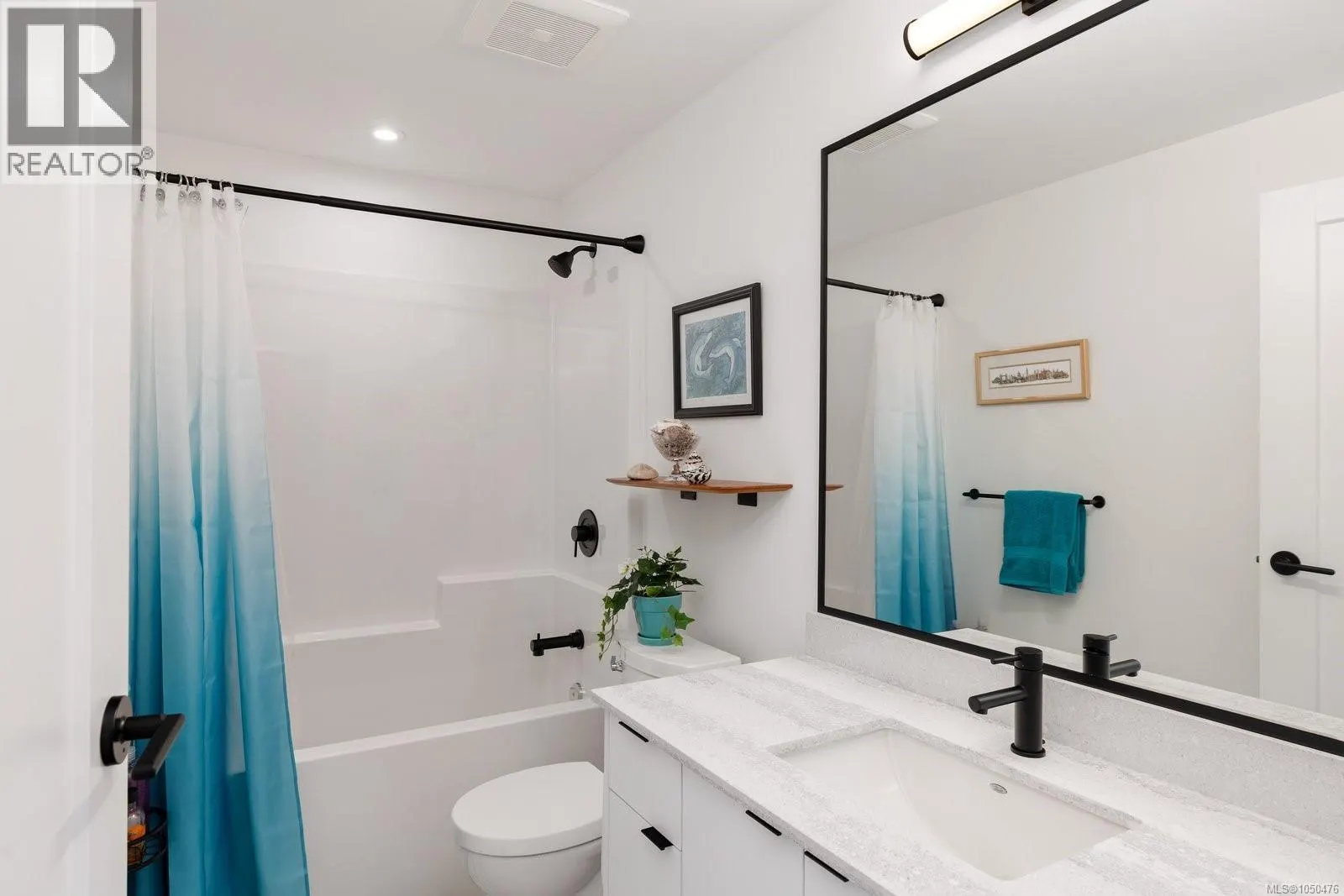 402 1110 Samar Cres