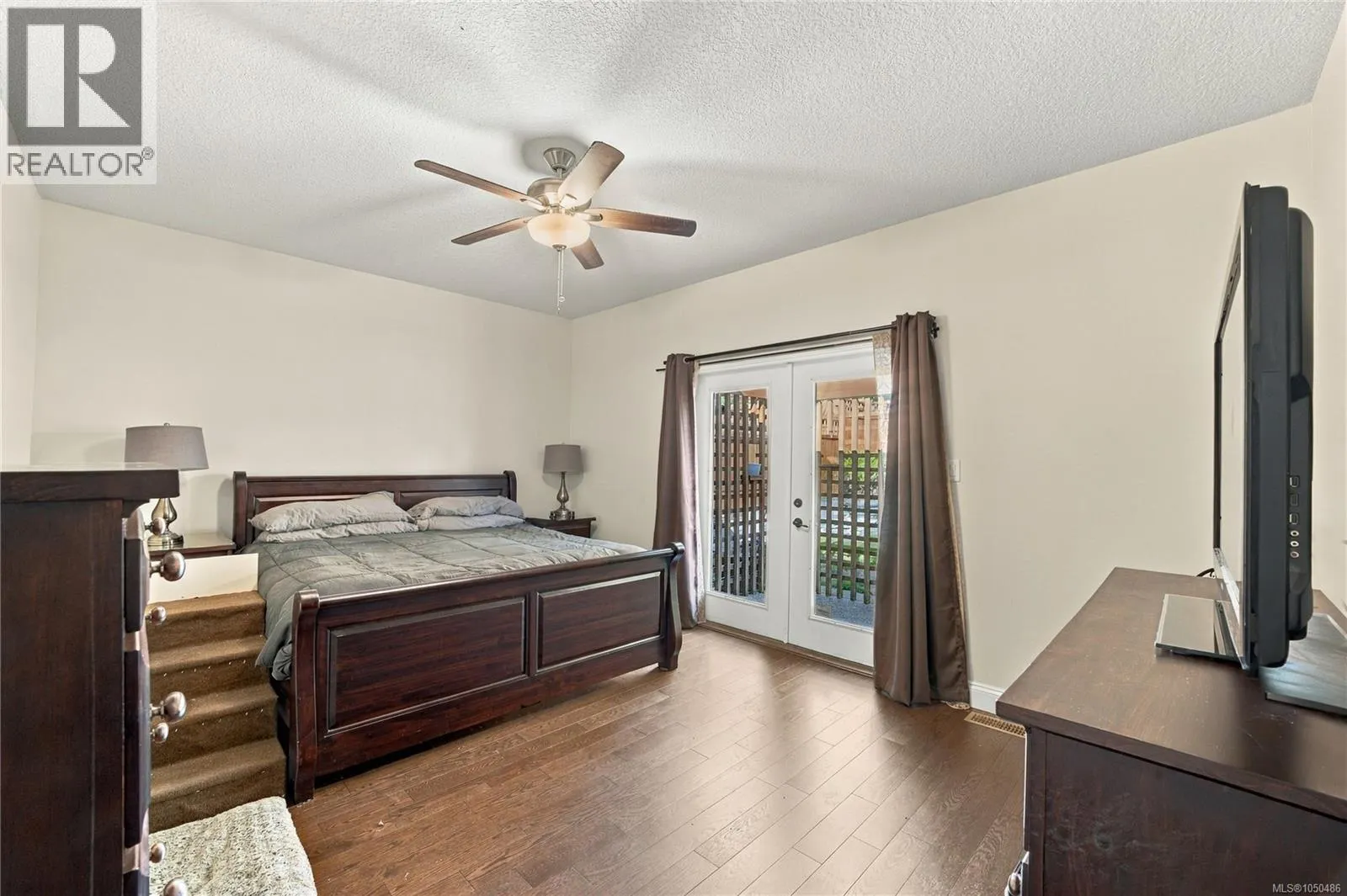 3490 Monterey Dr