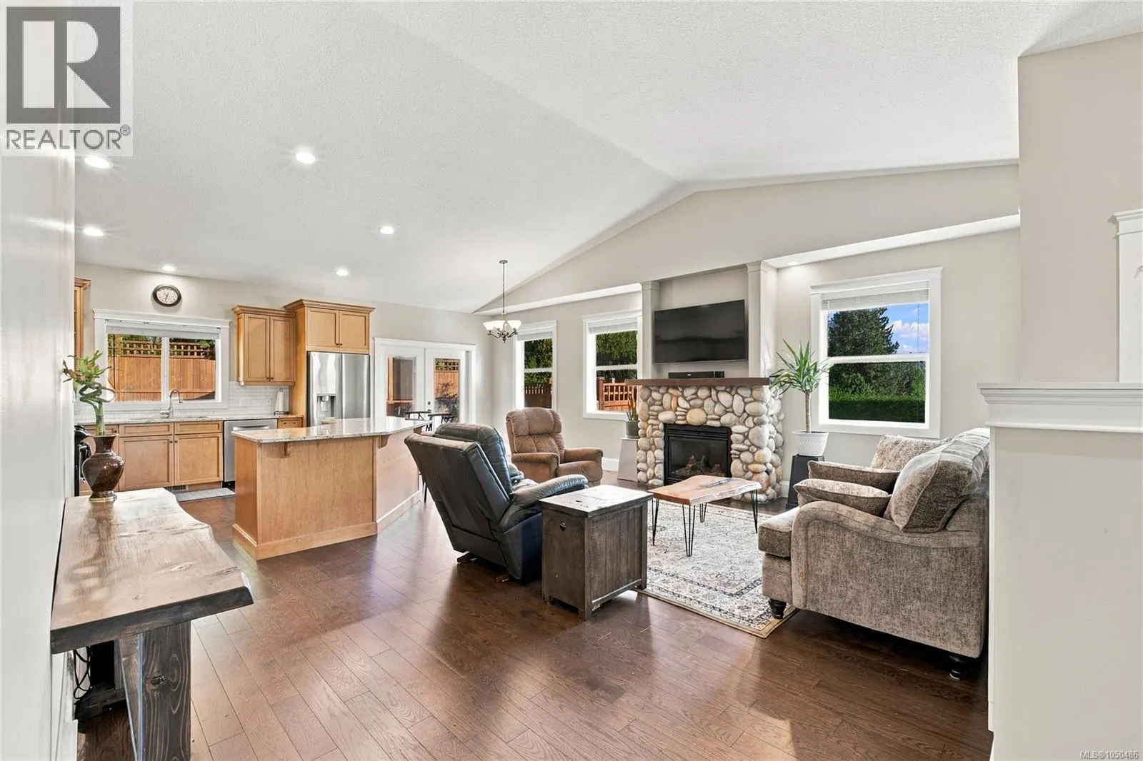 3490 Monterey Dr
