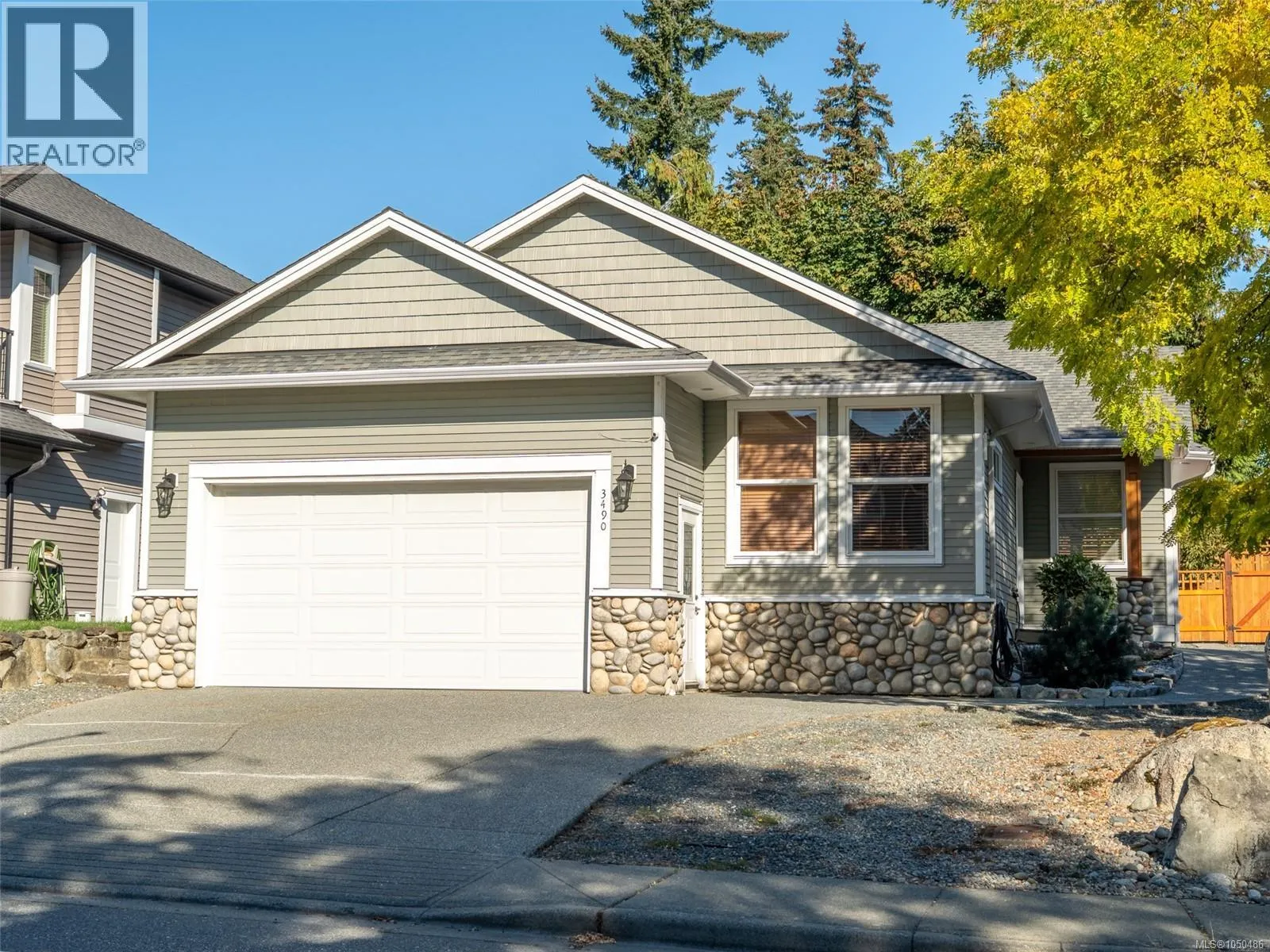 3490 Monterey Dr