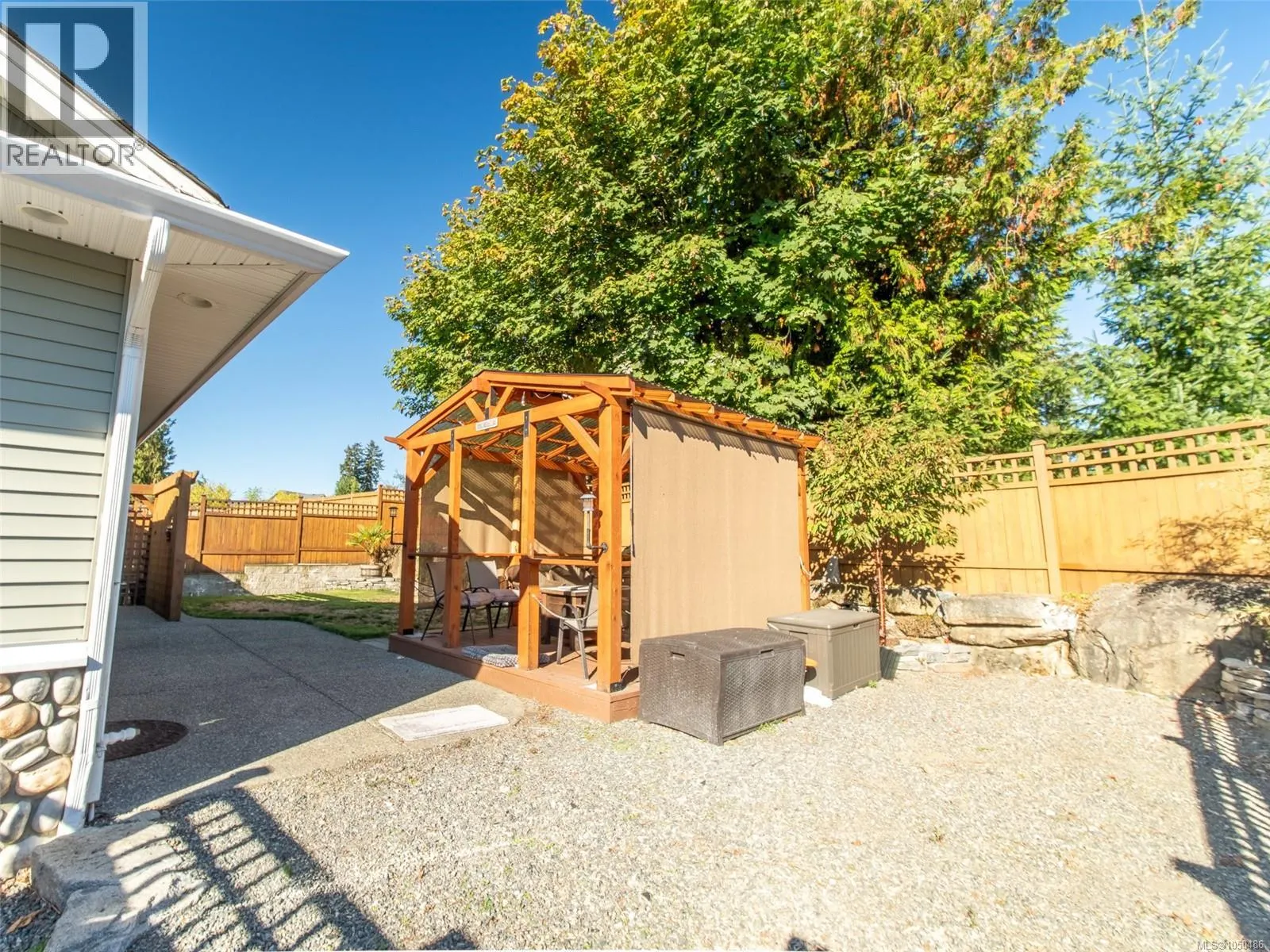 3490 Monterey Dr