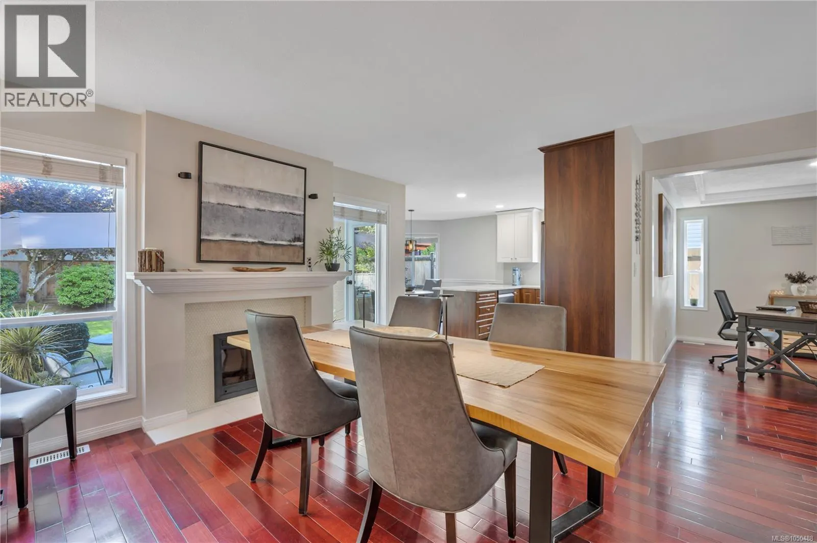 5911 Waldbank Rd