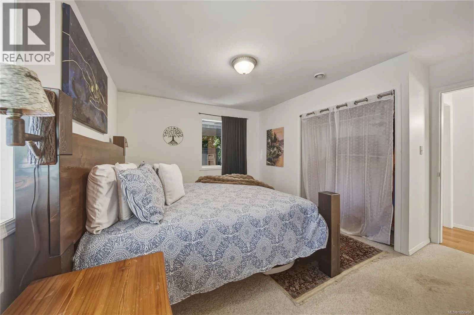476 Qualicum Rd