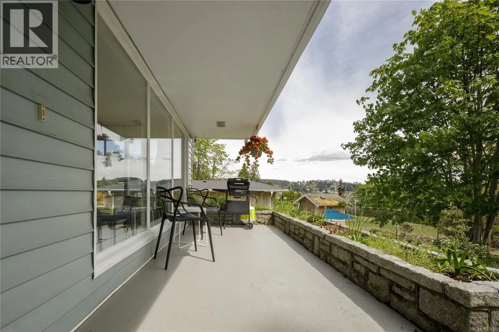 2555 Departure Bay Rd