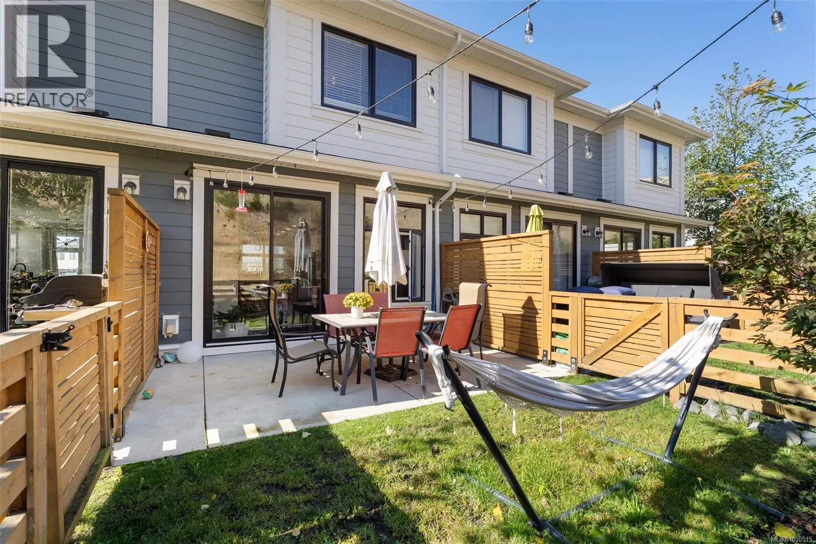 38 255 Caspian Dr
