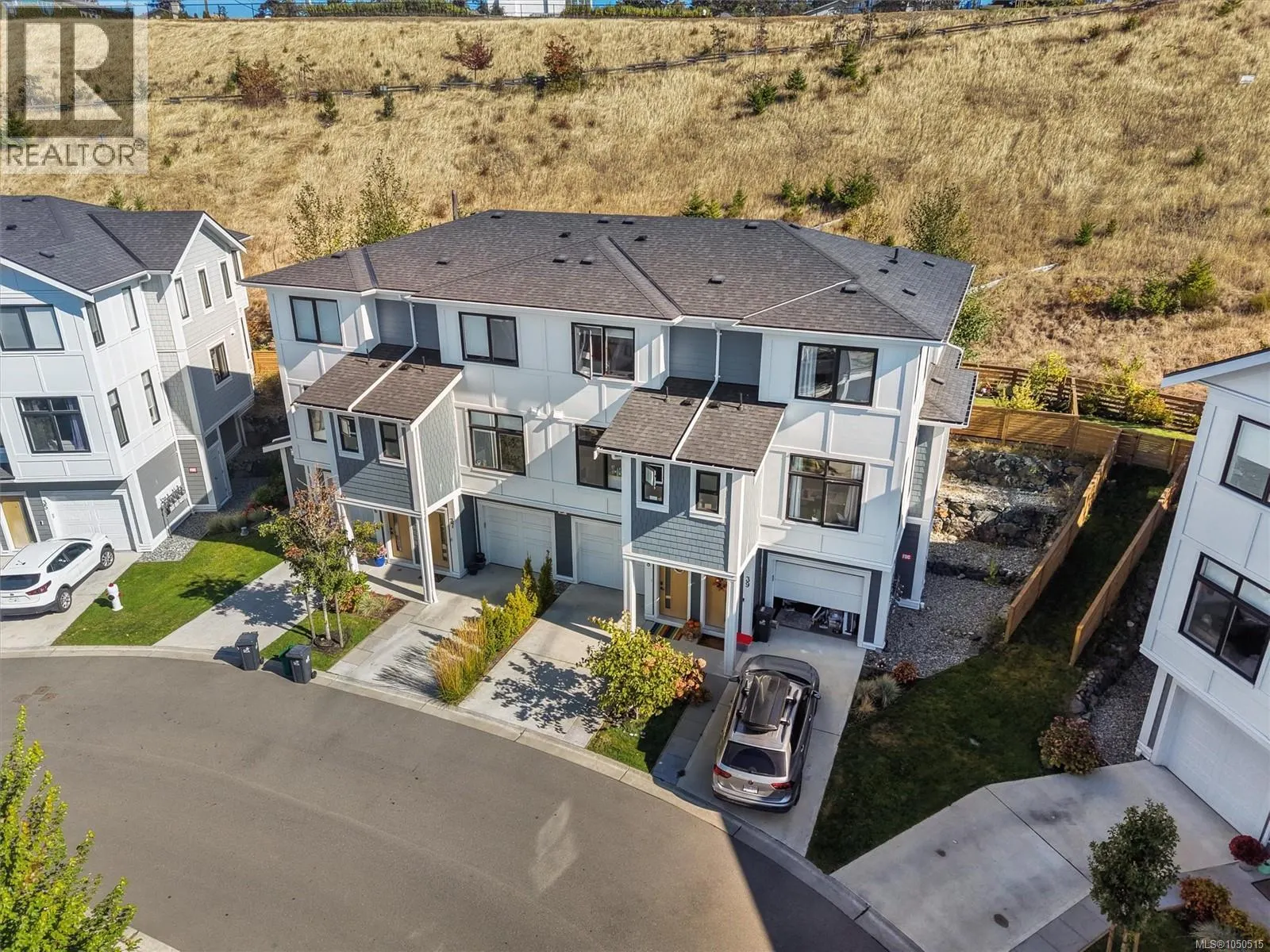38 255 Caspian Dr