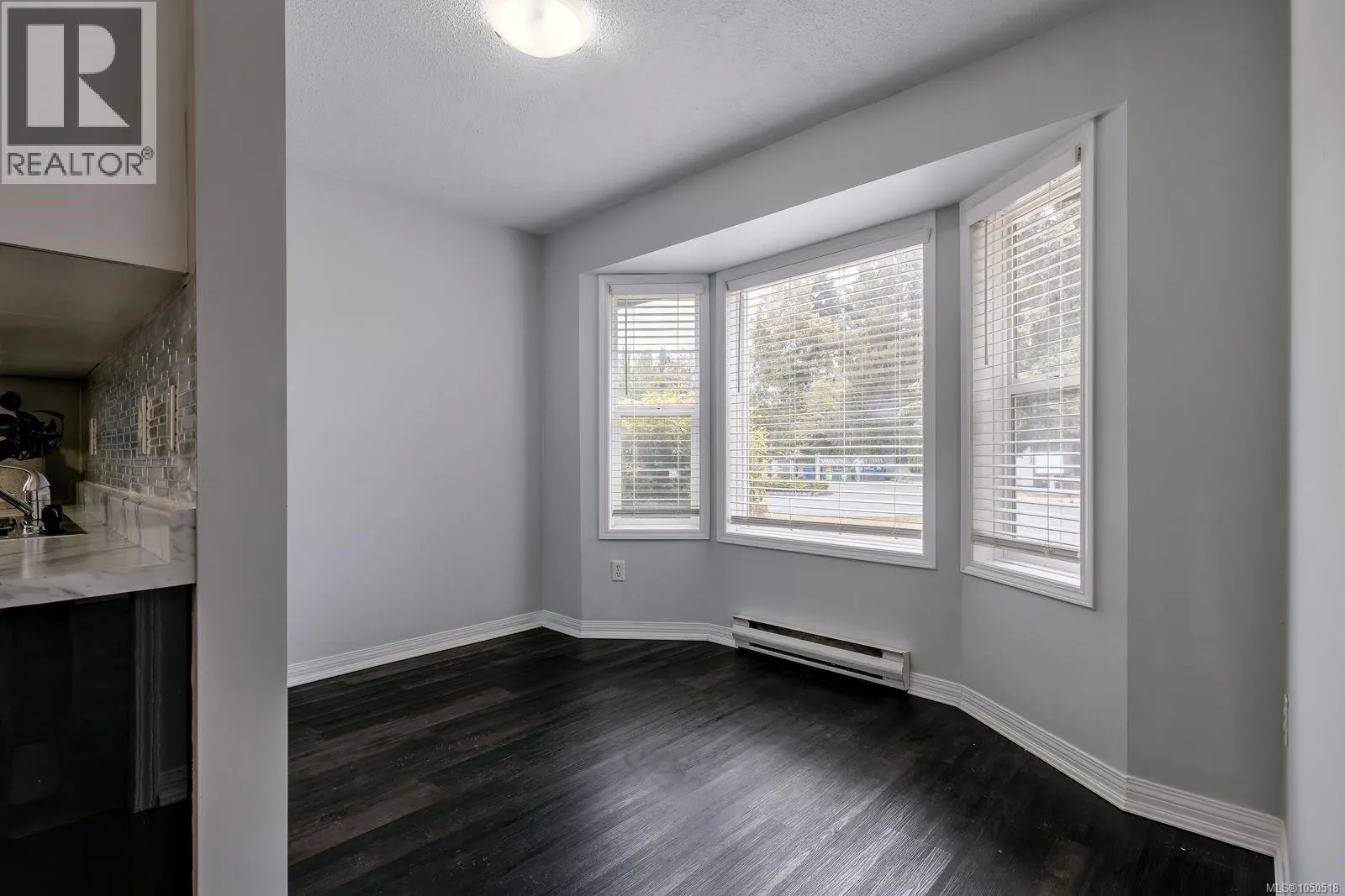 3 450 Gail Pl
