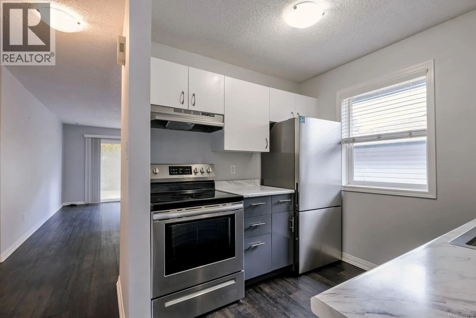 3 450 Gail Pl