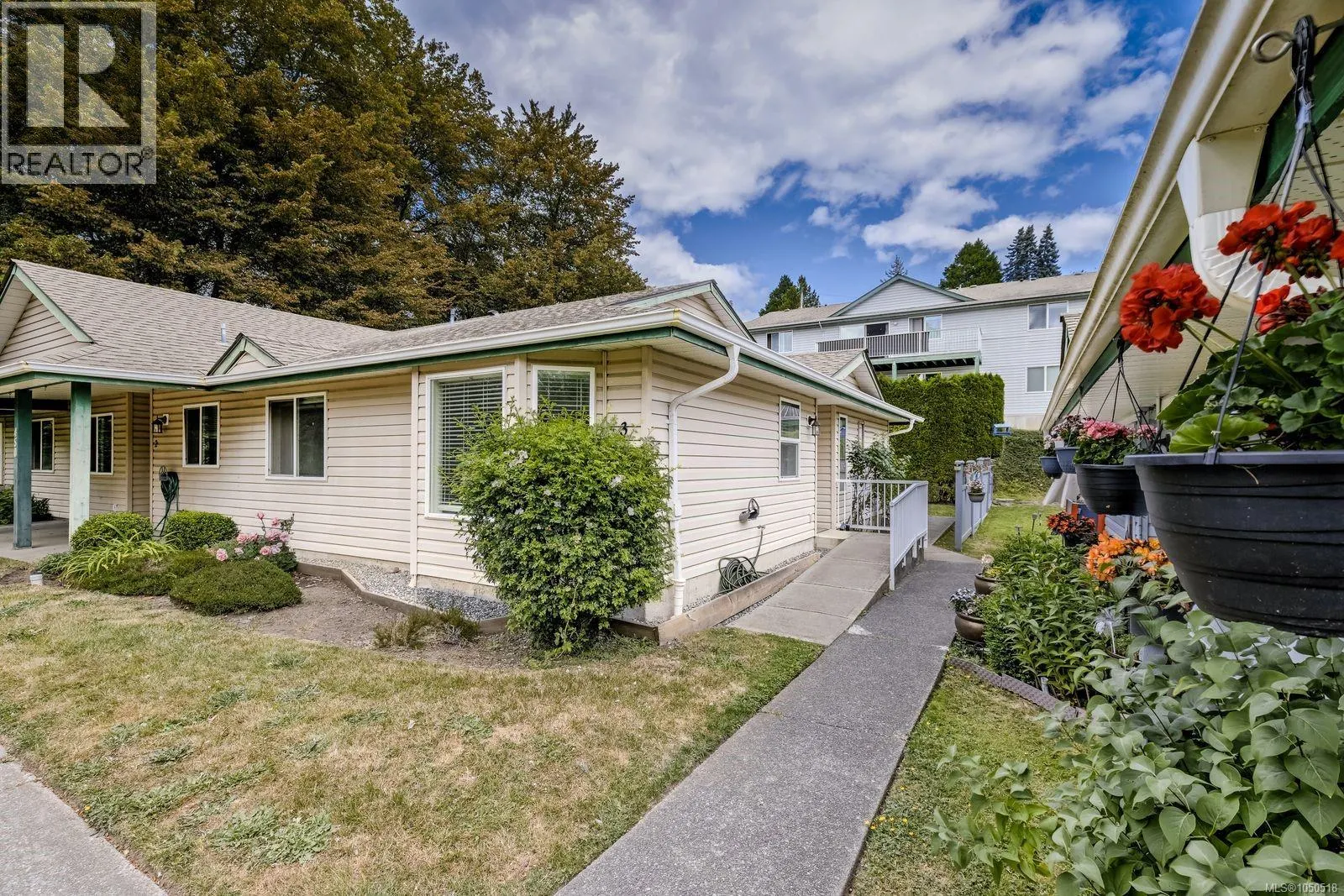 3 450 Gail Pl