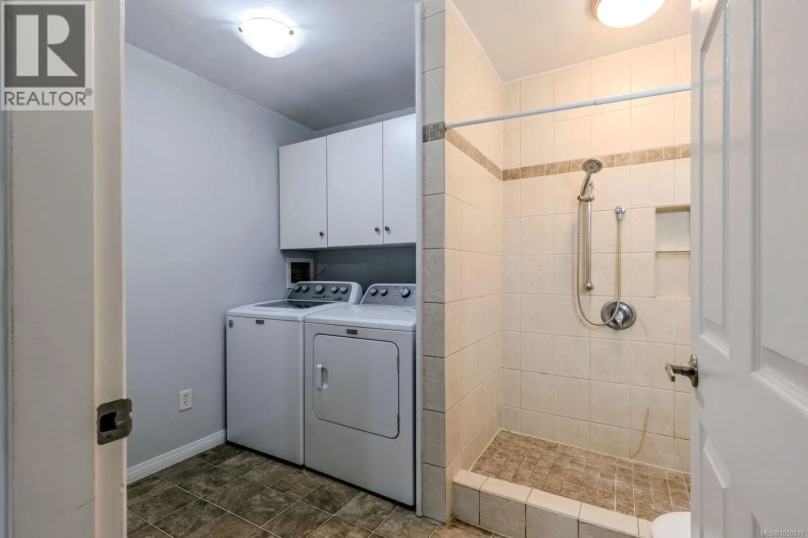 3 450 Gail Pl