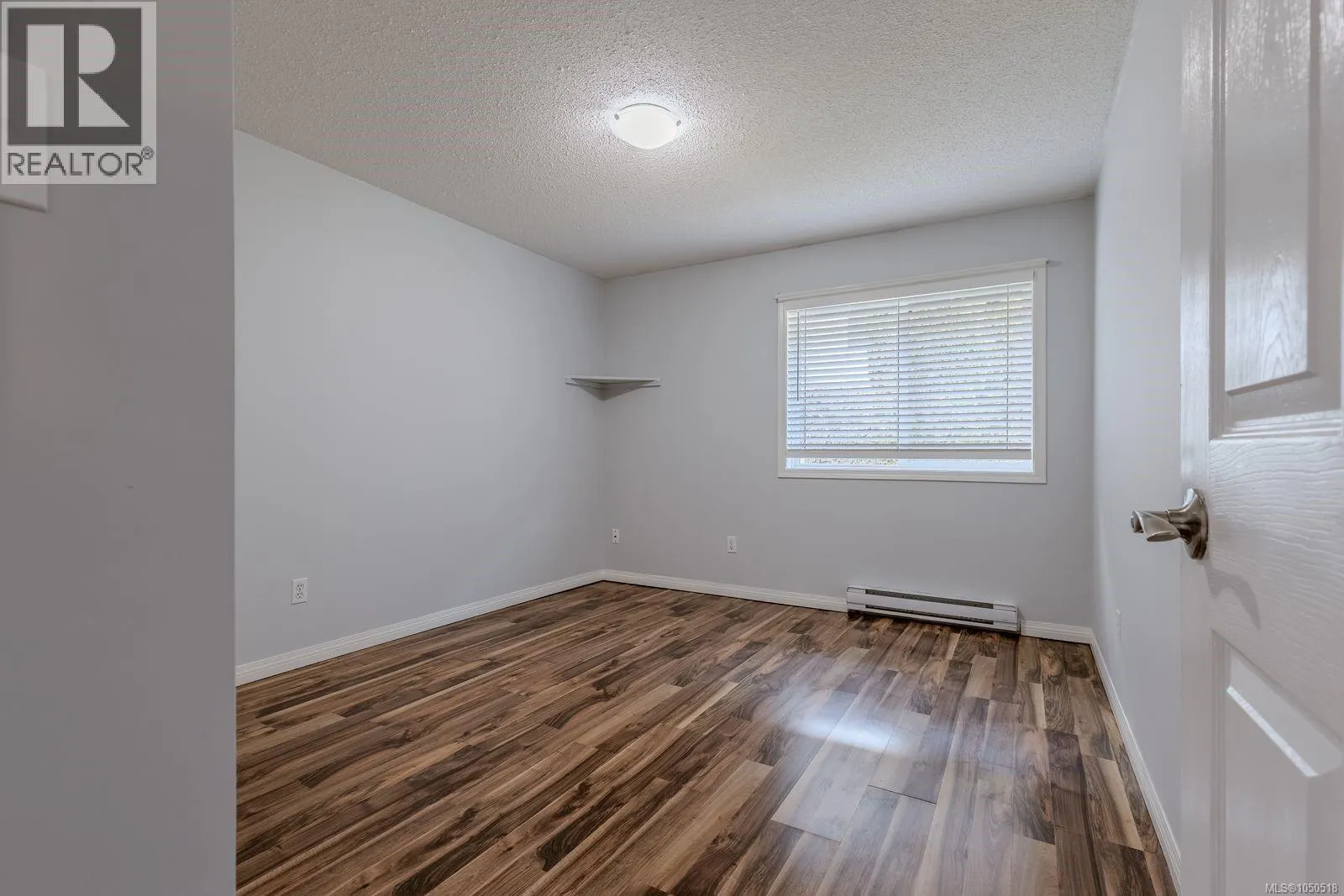 3 450 Gail Pl