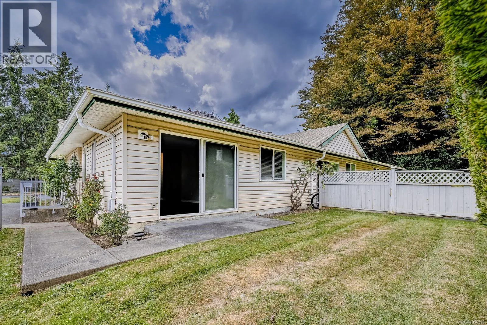 3 450 Gail Pl