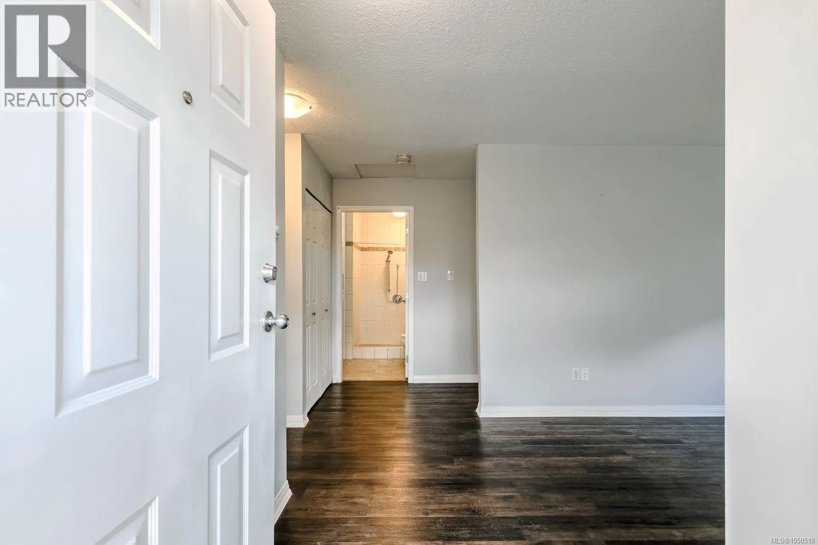 3 450 Gail Pl