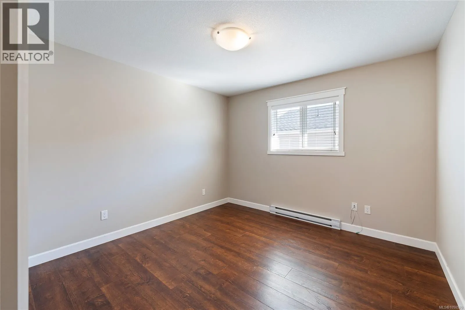 611 Sandy Crt