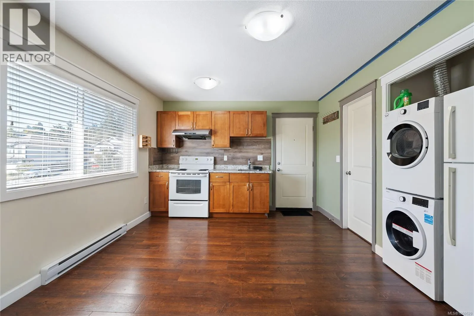 611 Sandy Crt