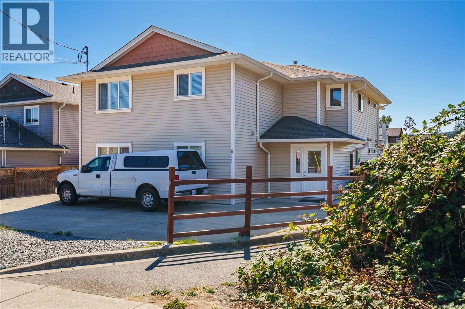 611 Sandy Crt
